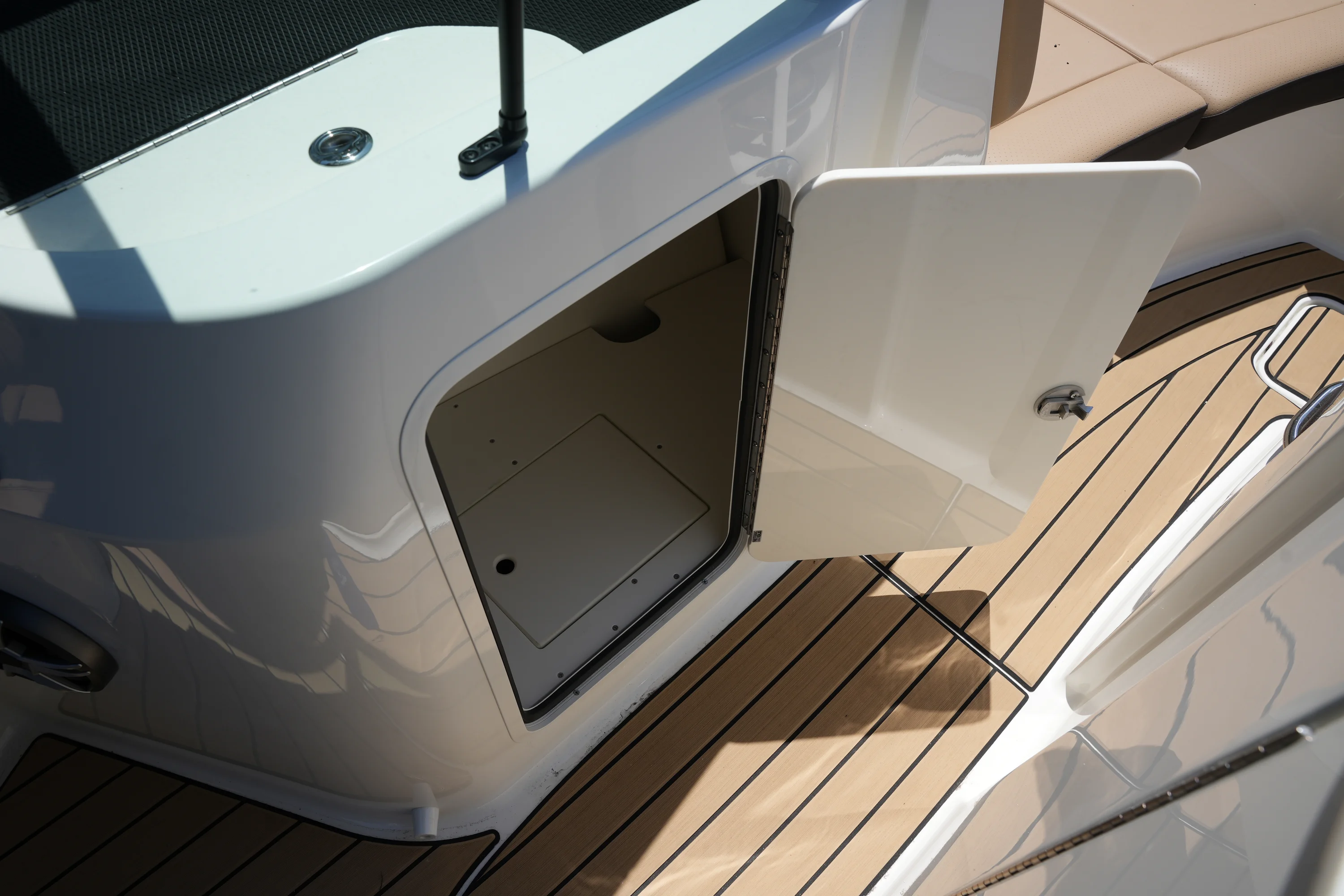 2026 Sea Ray SDX 230 Image Thumbnail #21