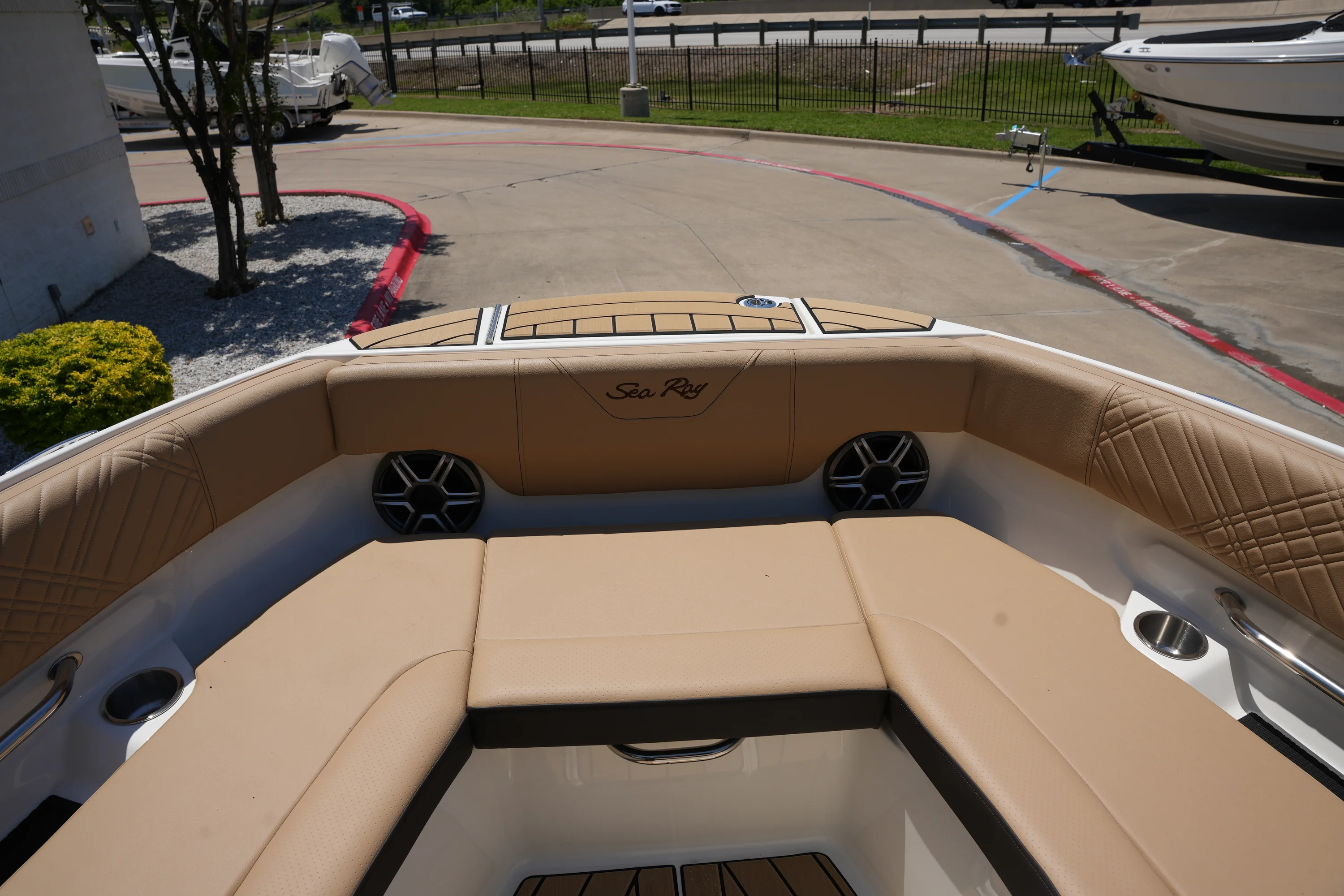 2026 Sea Ray SDX 230 Image Thumbnail #28