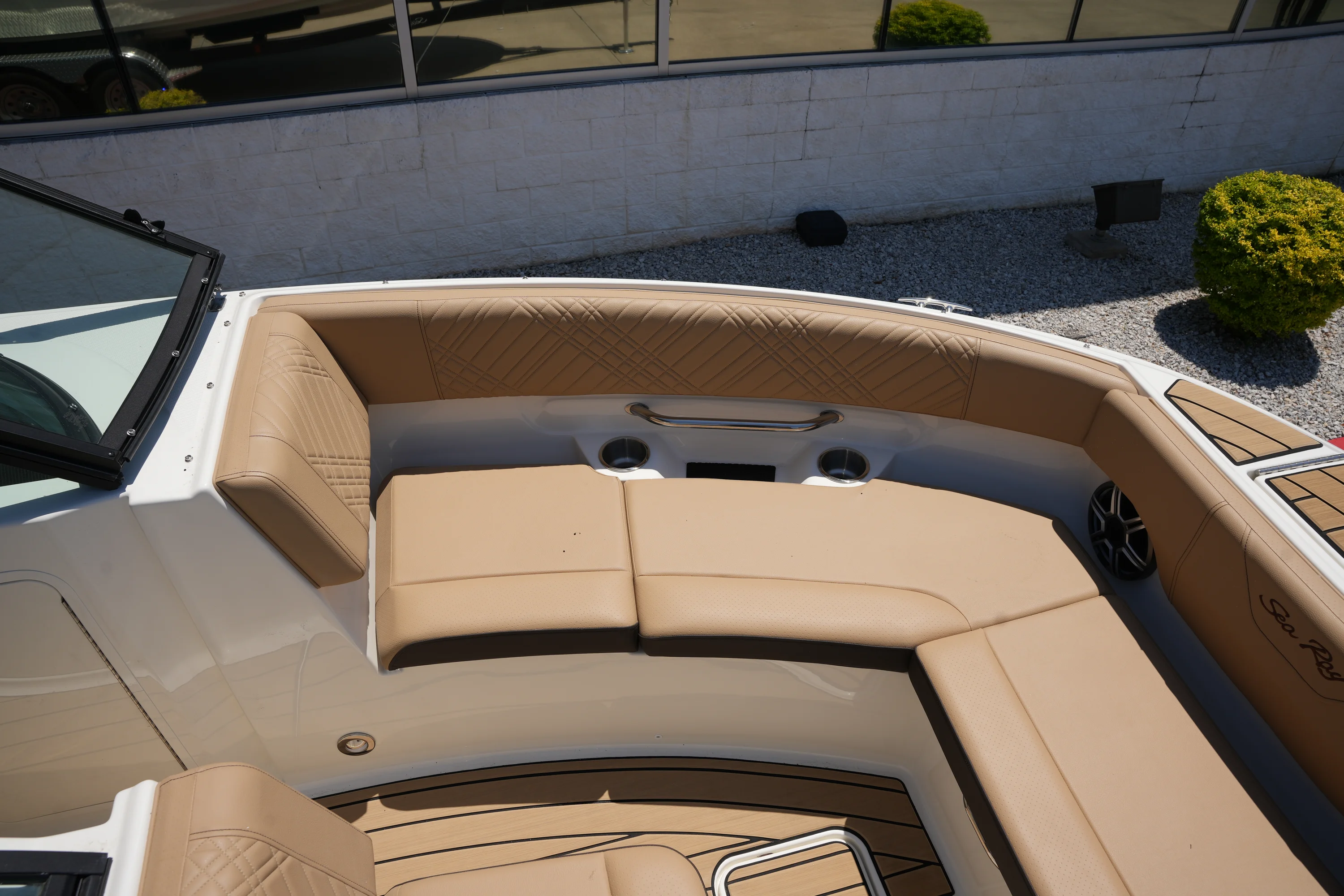 2026 Sea Ray SDX 230 Image Thumbnail #27