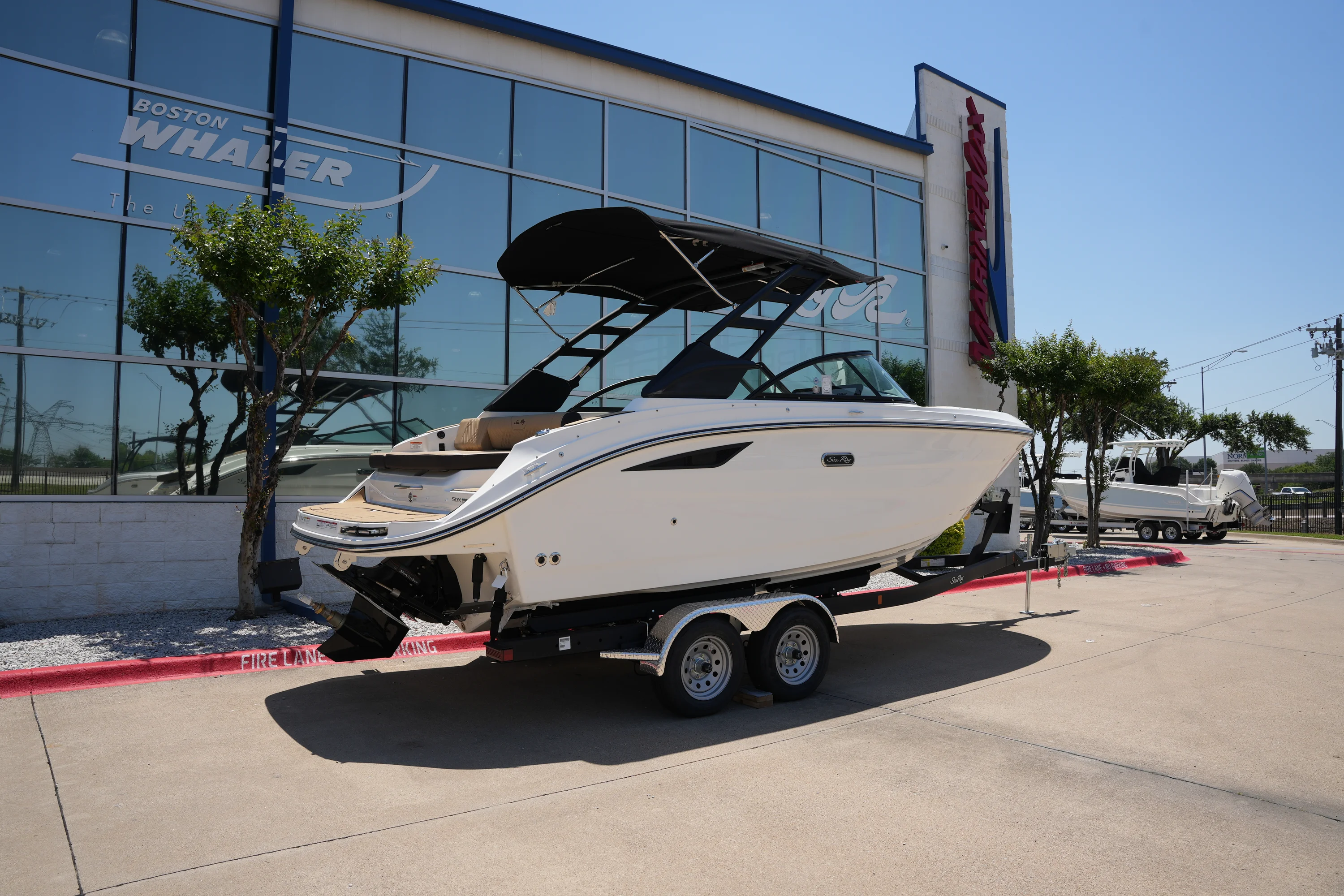 2026 Sea Ray SDX 230 Image Thumbnail #2