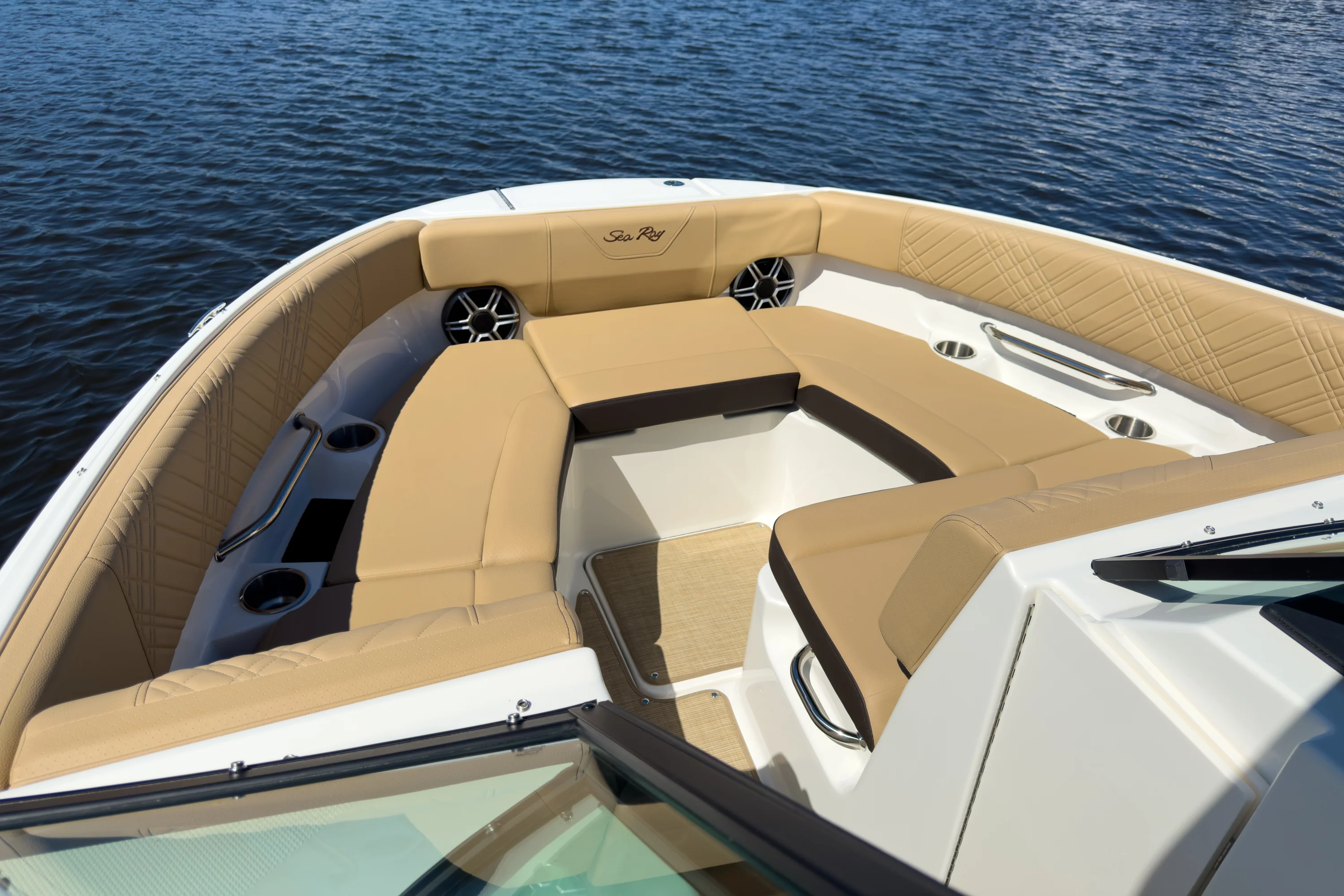 2026 Sea Ray SDX 250 Outboard Image Thumbnail #19