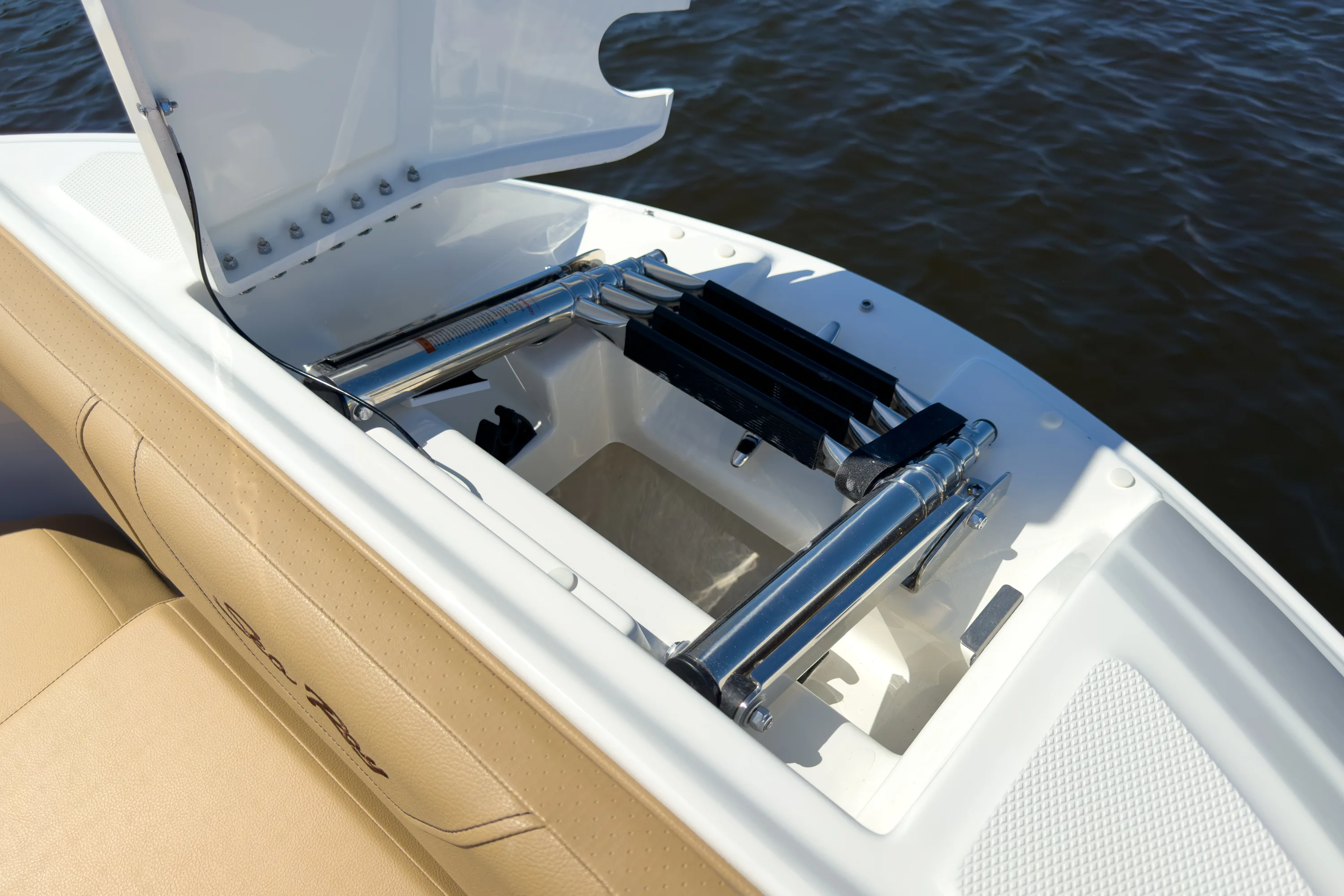 2026 Sea Ray SDX 250 Outboard Image Thumbnail #22