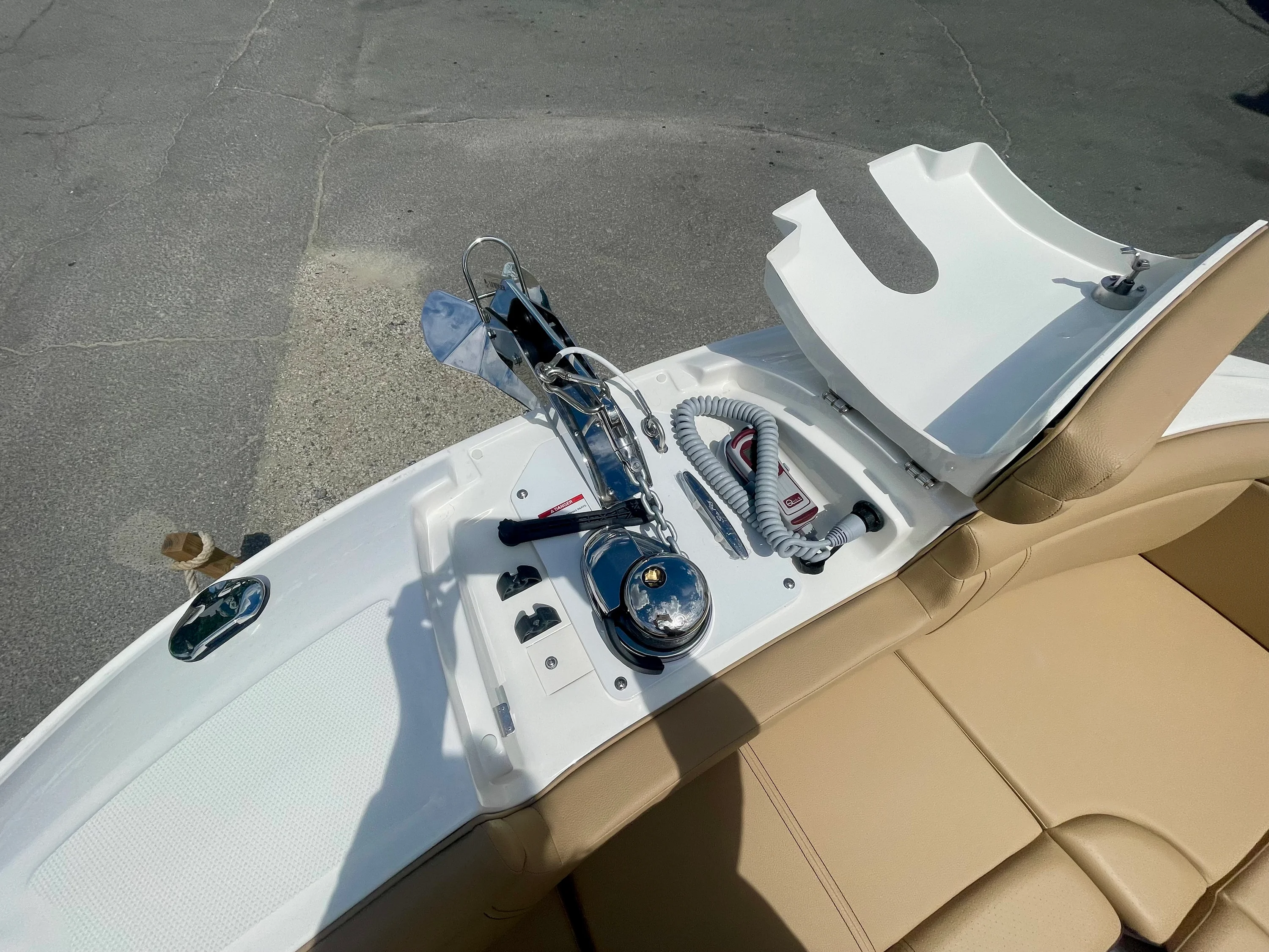 2026 Sea Ray SDX 290 Outboard Image Thumbnail #15