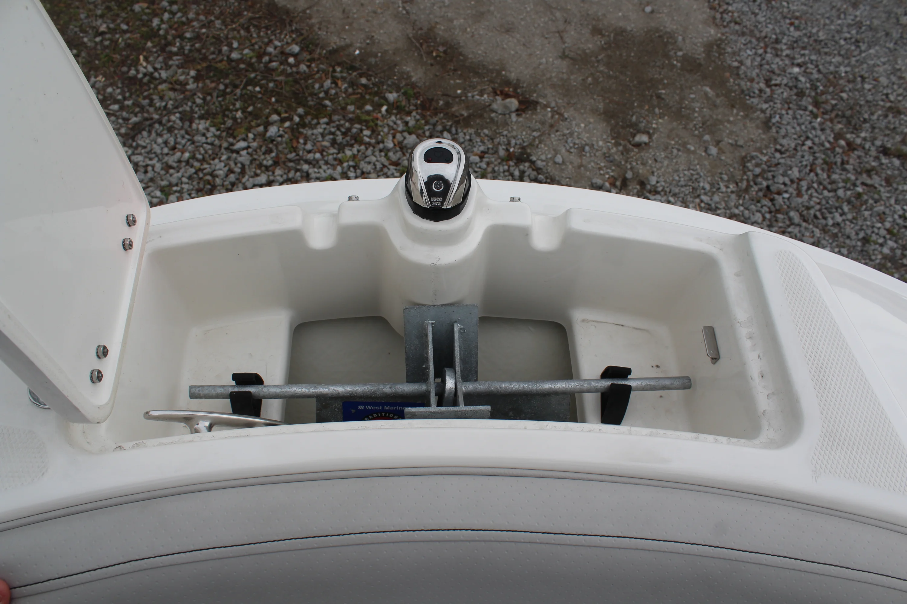 2024 Sea Ray 230 SPX OB Image Thumbnail #30