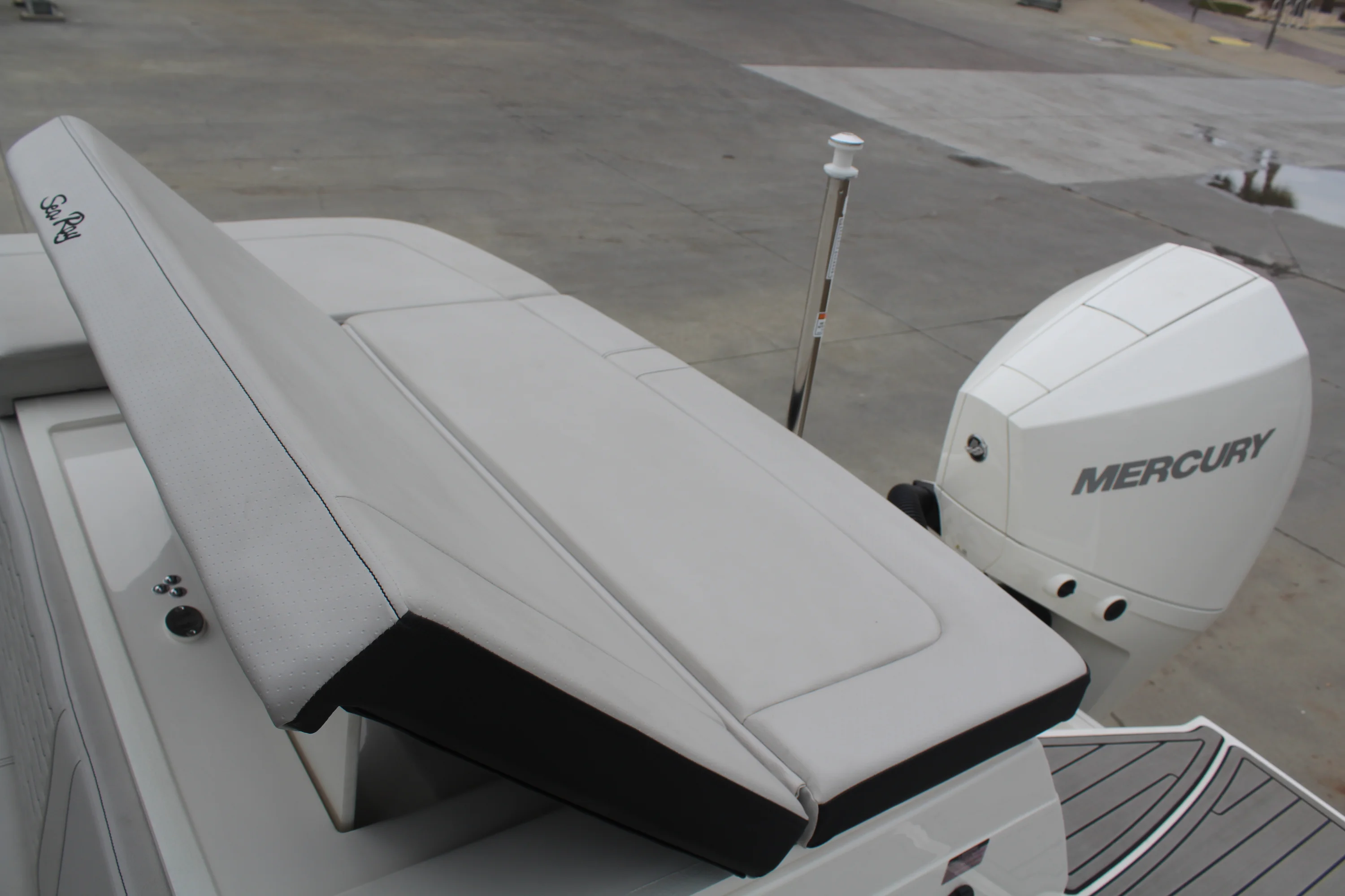 2024 Sea Ray 230 SPX OB Image Thumbnail #26