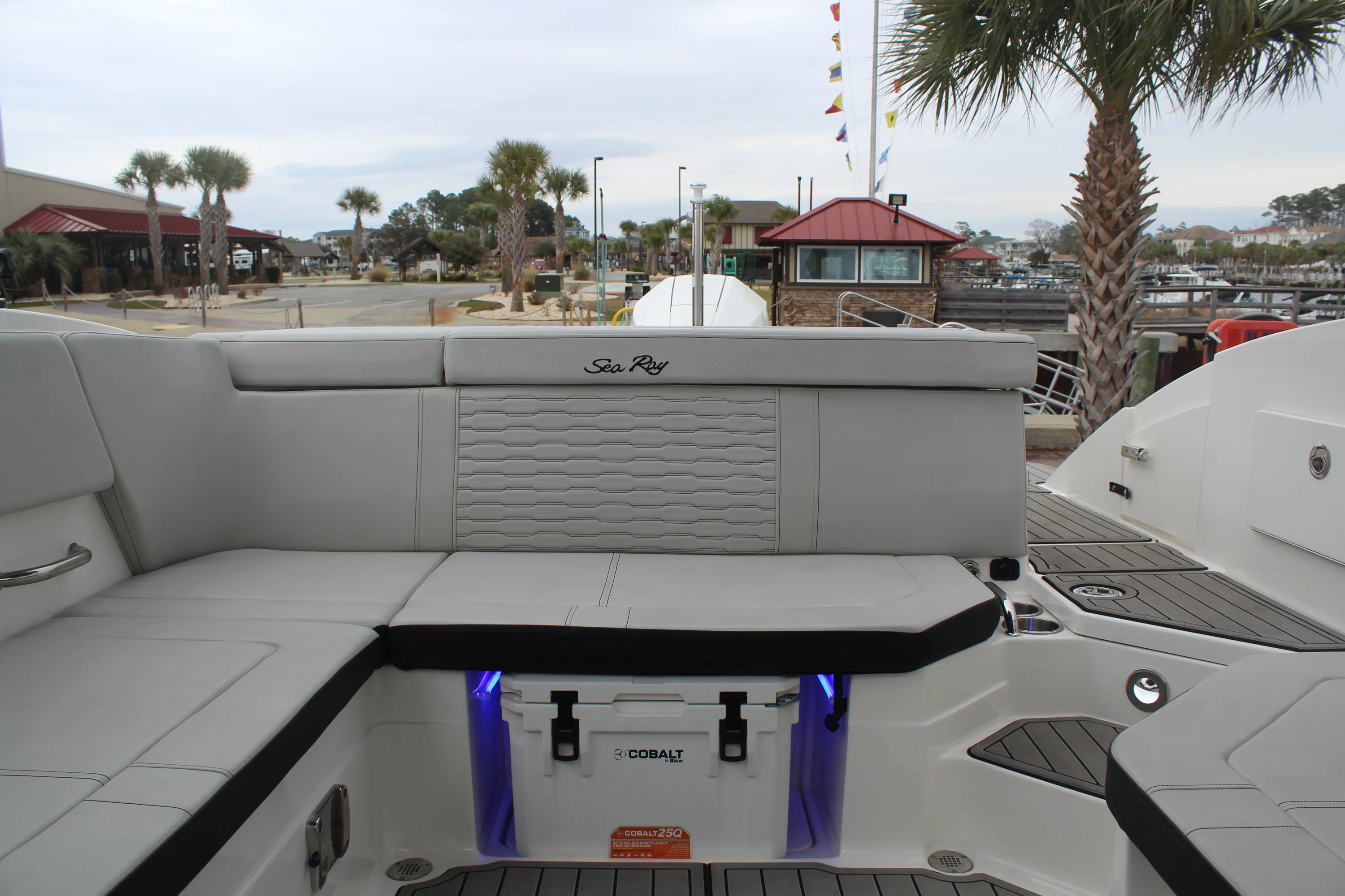 2024 Sea Ray 230 SPX OB Image Thumbnail #22