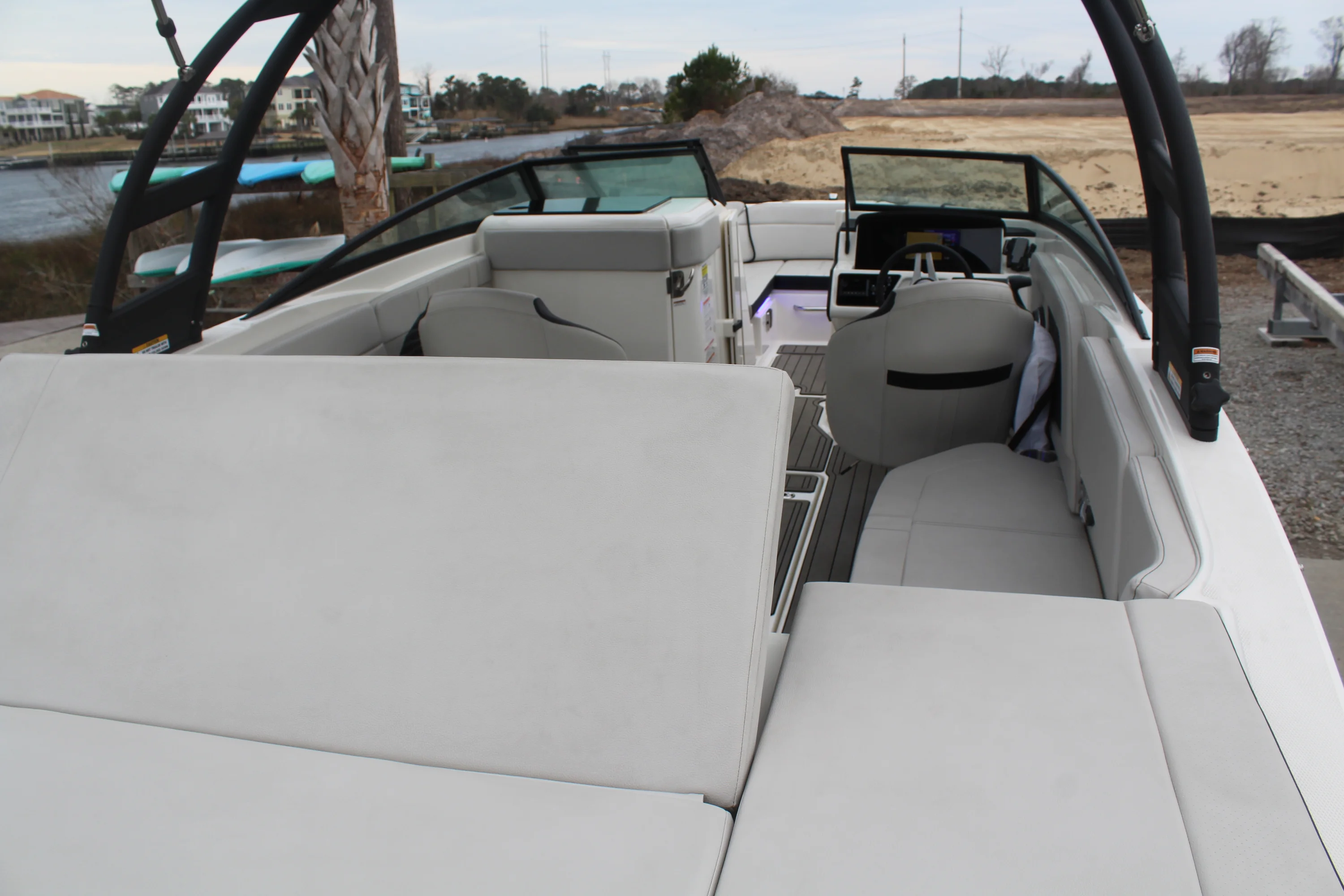 2024 Sea Ray 230 SPX OB Image Thumbnail #27