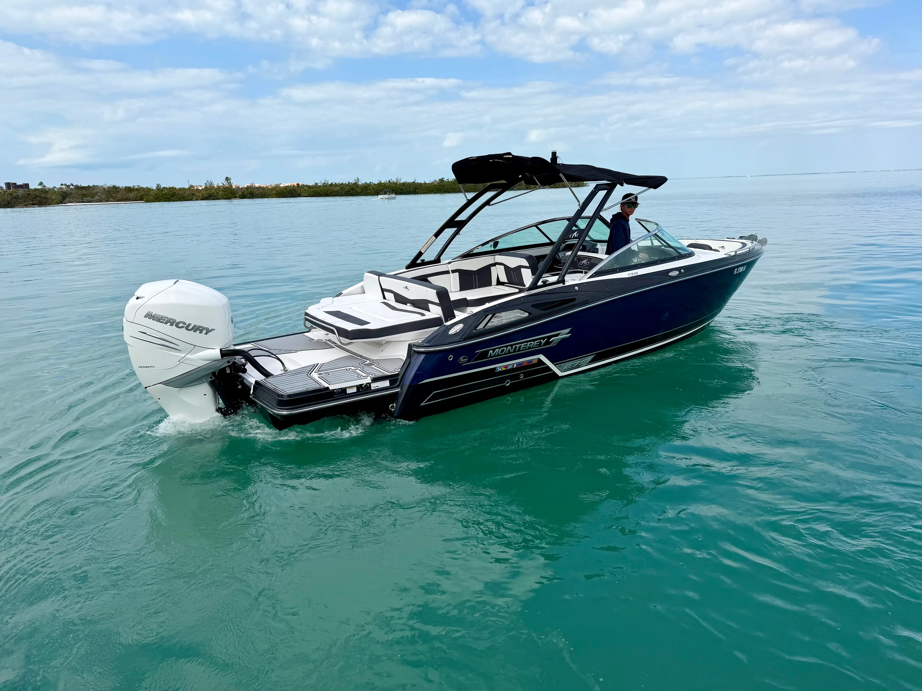 2021 Monterey 275 SS Image Thumbnail #4