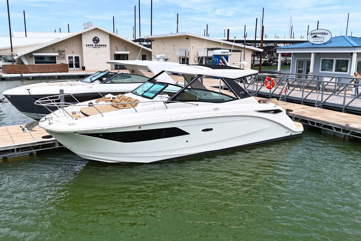 2024 Sea Ray 320 SUNDANCER Image Thumbnail #1