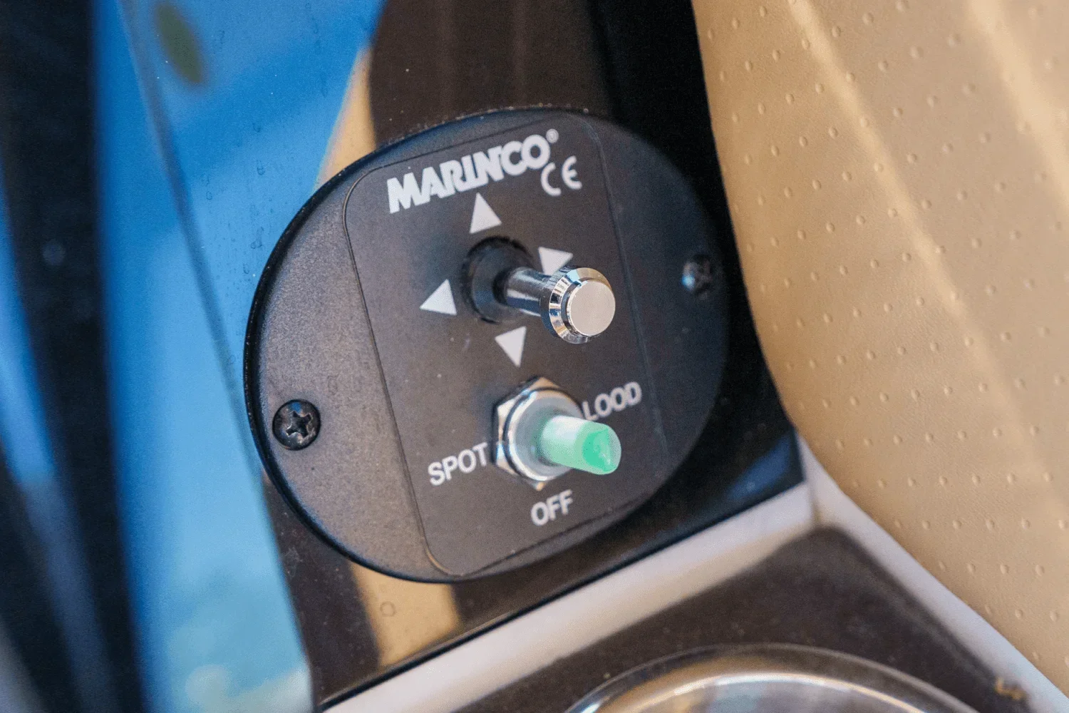 2024 Sea Ray 320 SUNDANCER Image Thumbnail #24