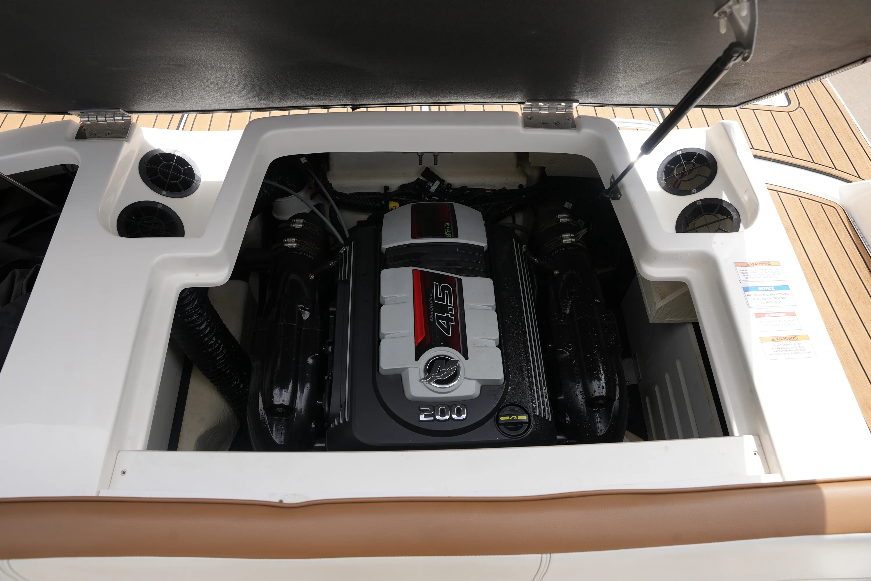 2018 Sea Ray SPX 190 Image Thumbnail #34