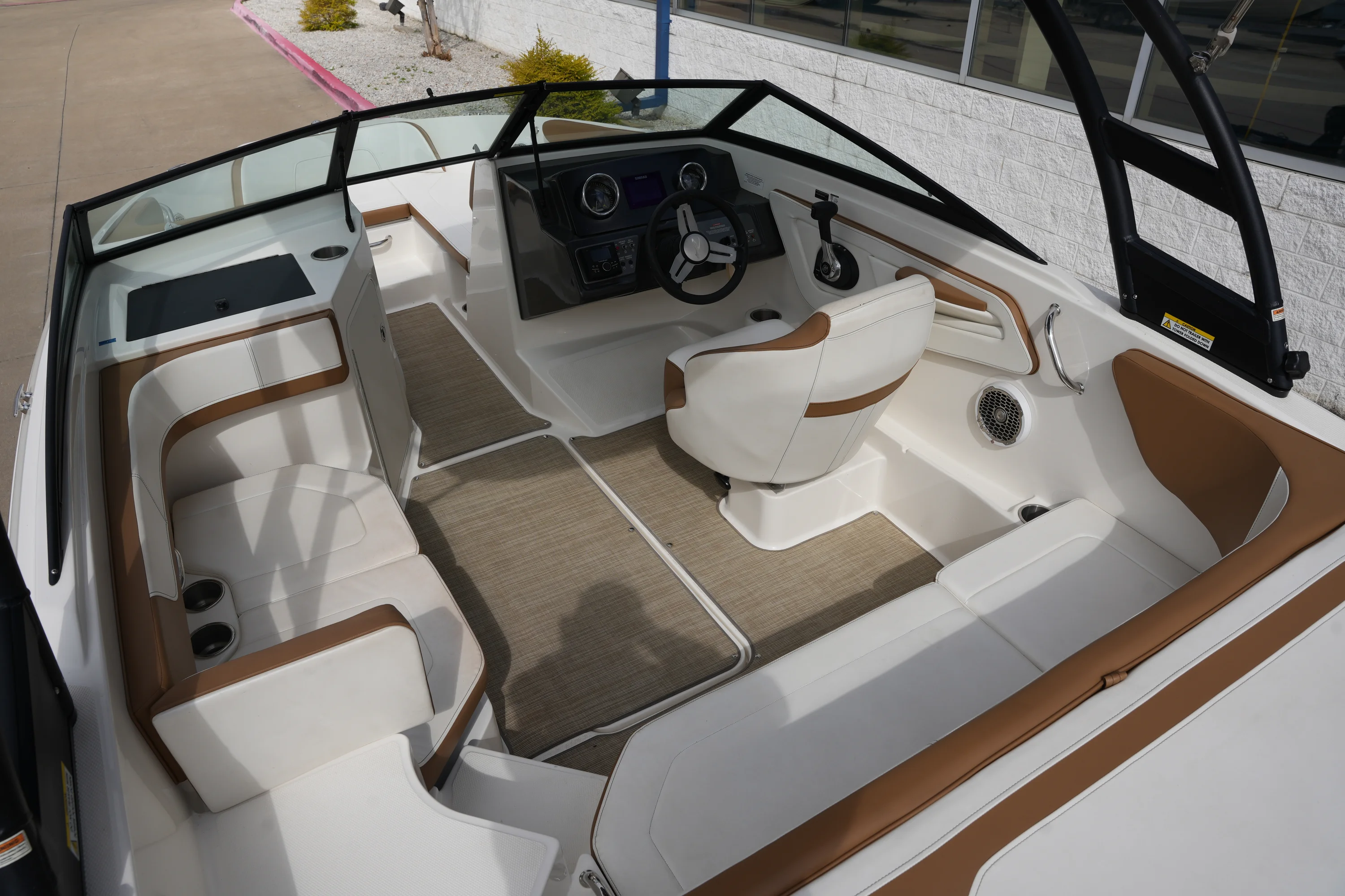 2018 Sea Ray SPX 190 Image Thumbnail #10