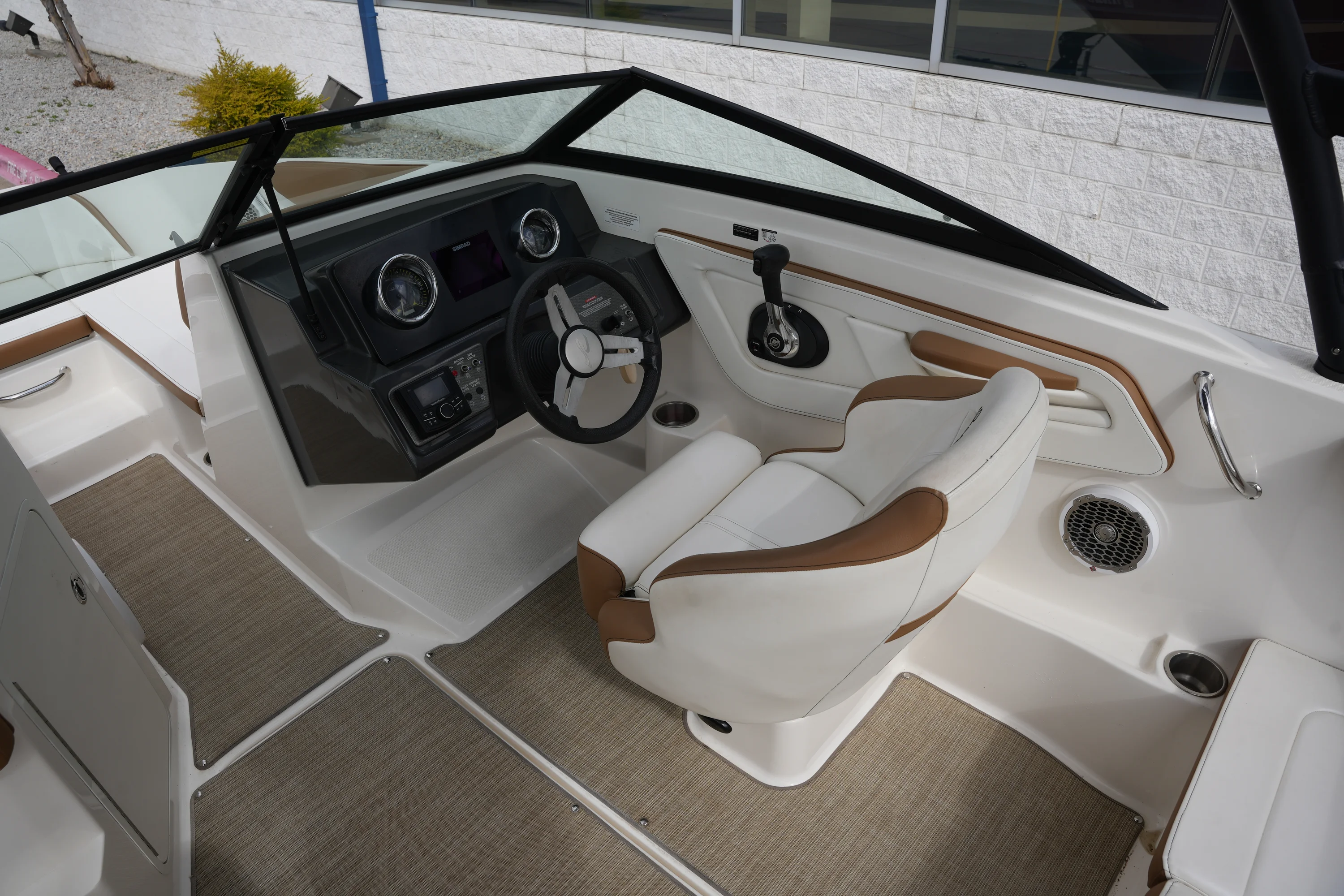 2018 Sea Ray SPX 190 Image Thumbnail #14