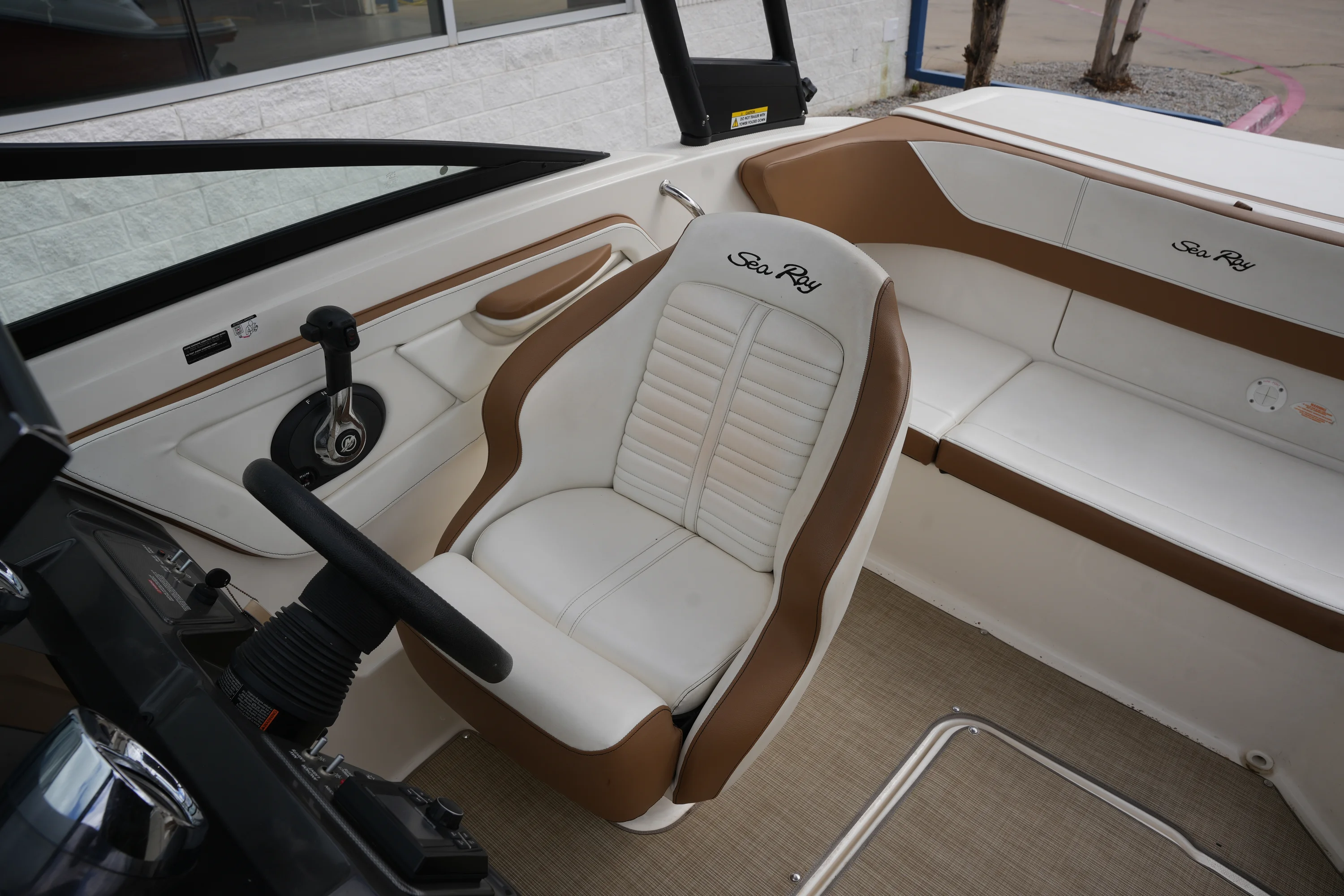 2018 Sea Ray SPX 190 Image Thumbnail #15