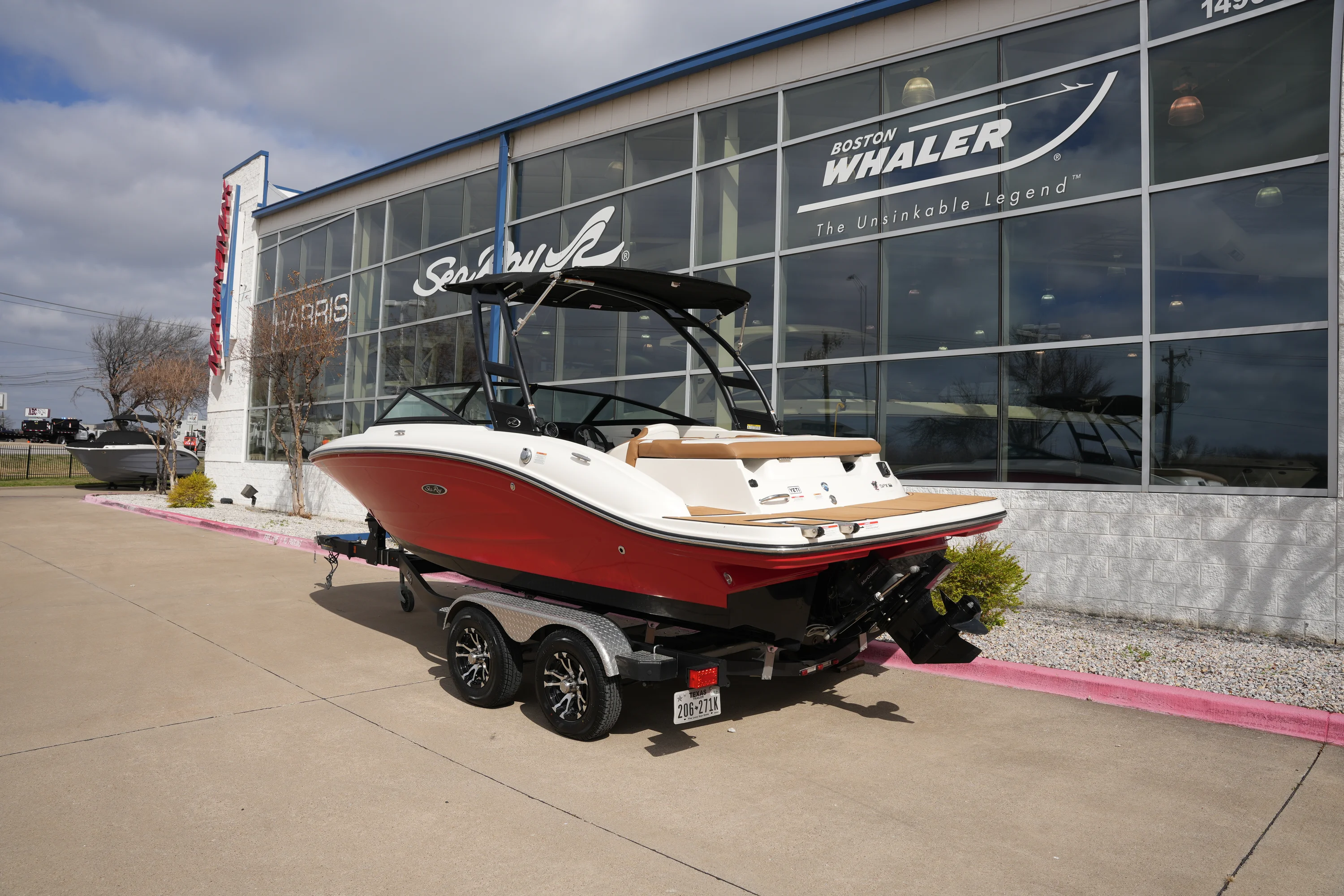 2018 Sea Ray SPX 190 Image Thumbnail #2