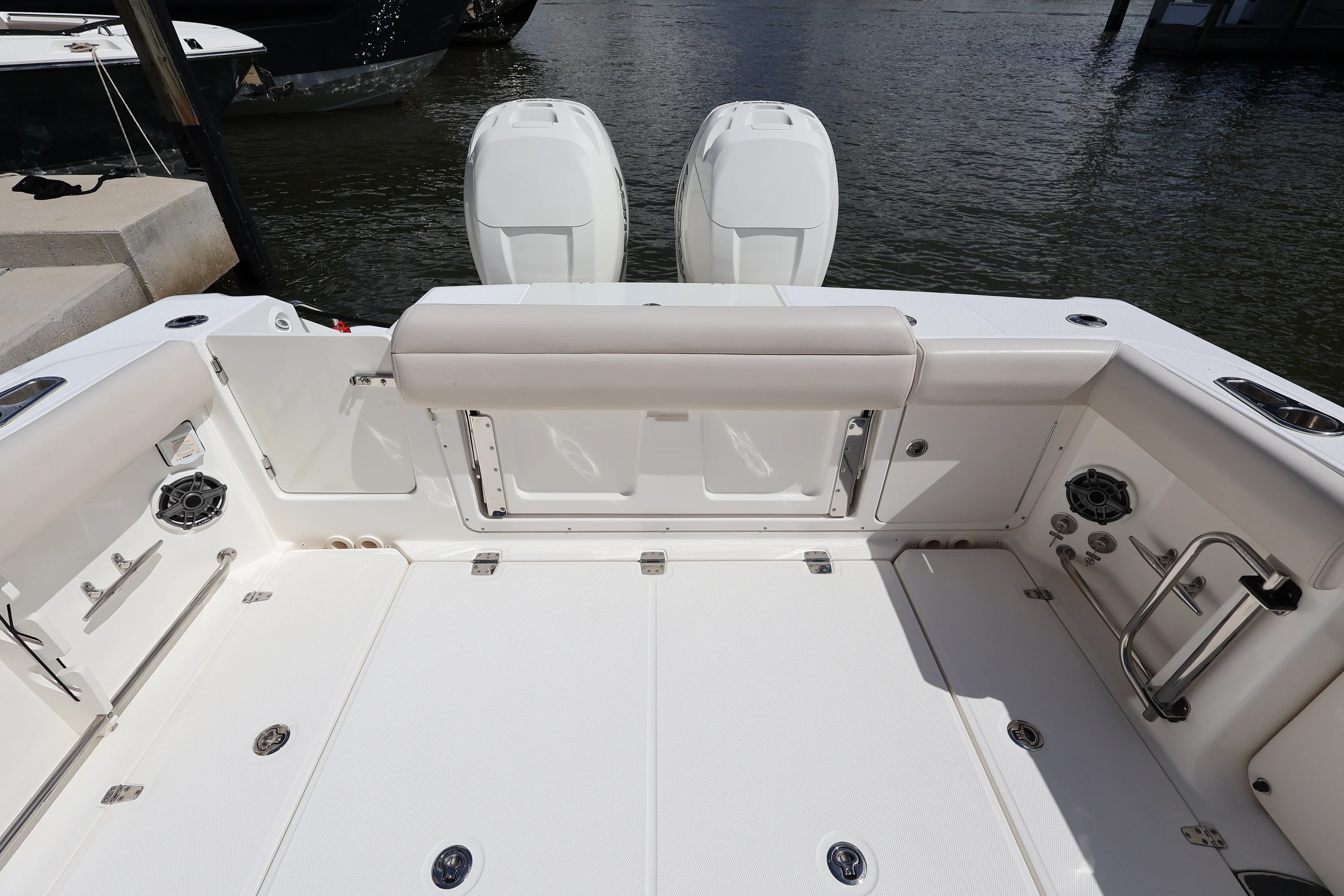 2023 Boston Whaler 330 Outrage Image Thumbnail #28