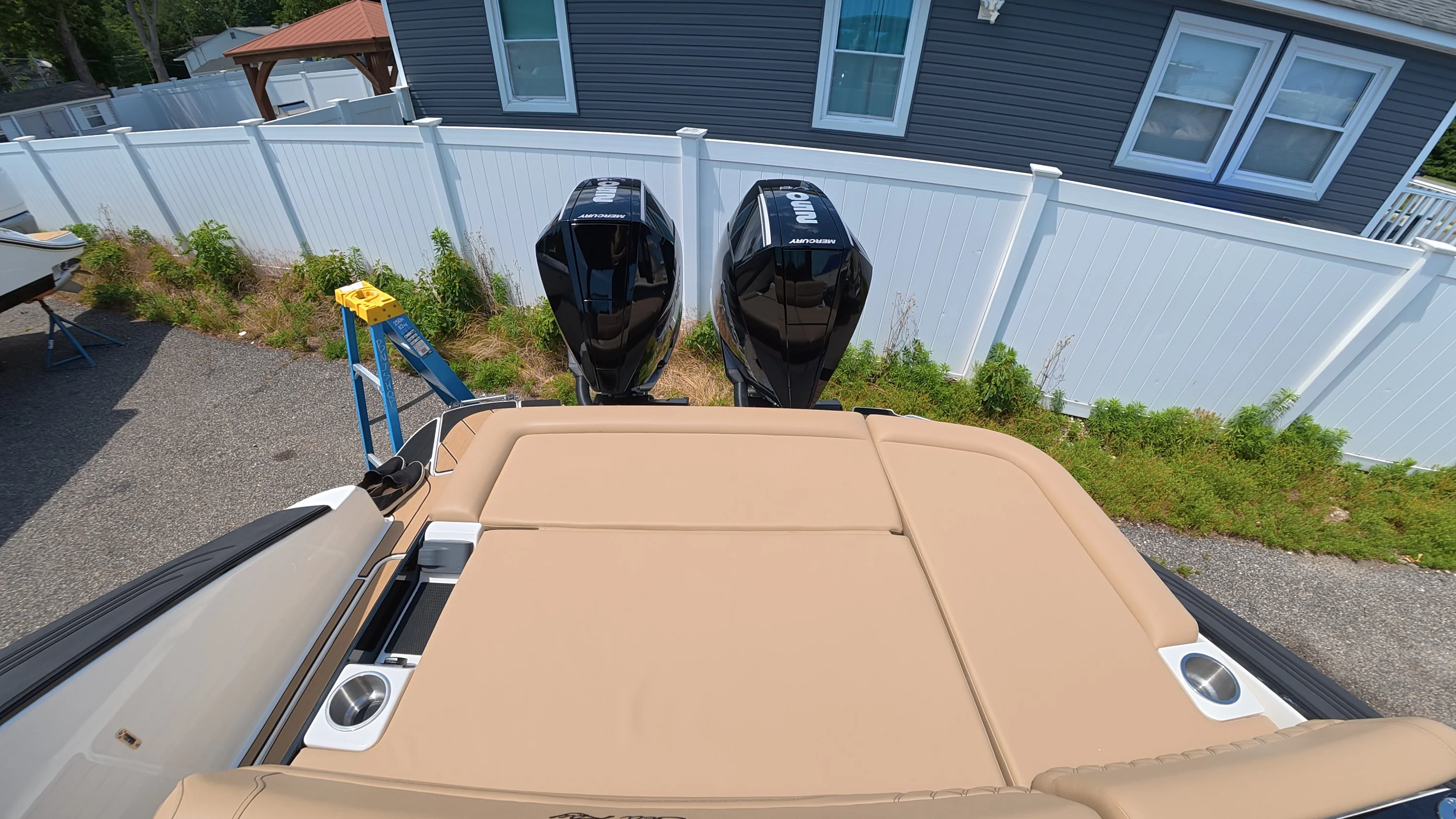 2026 Sea Ray SLX 280 Outboard Image Thumbnail #9