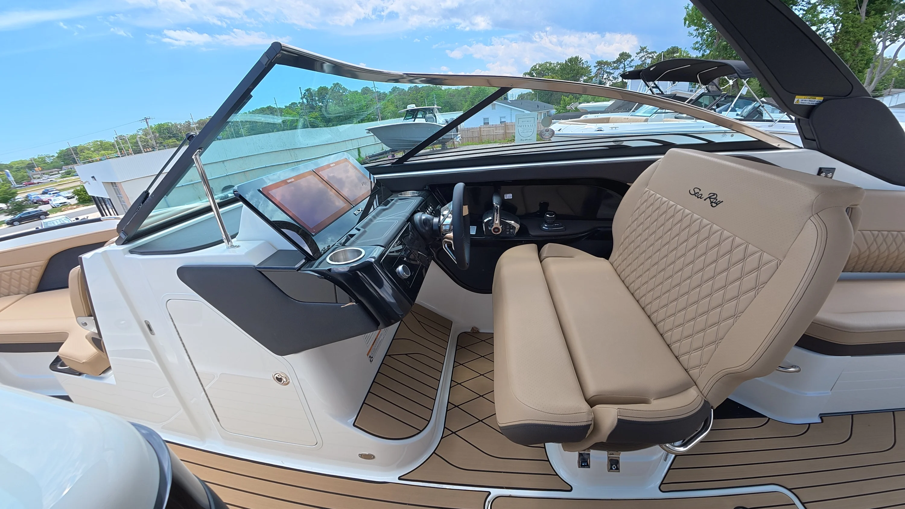 2026 Sea Ray SLX 280 Outboard Image Thumbnail #21