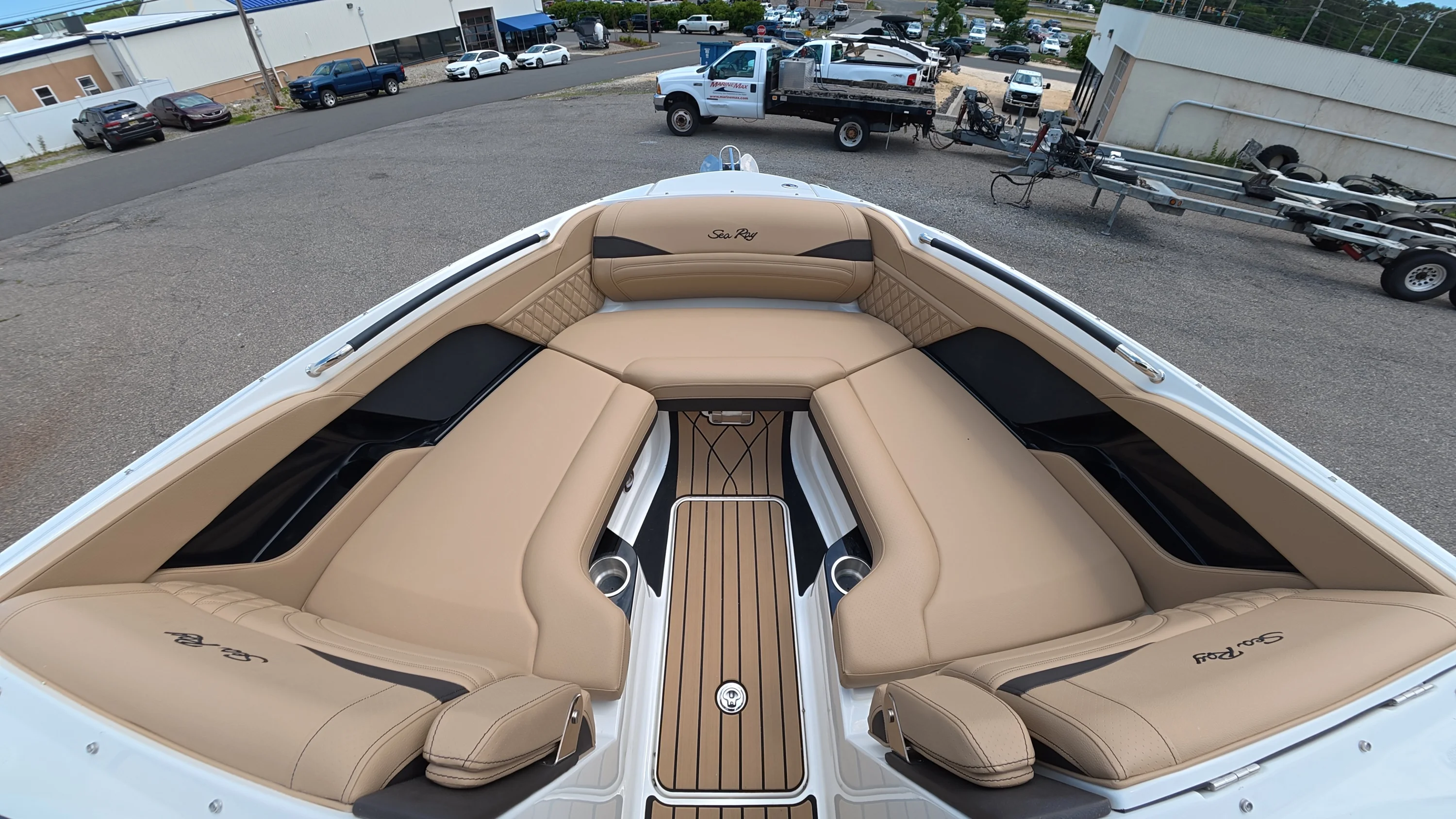 2026 Sea Ray SLX 280 Outboard Image Thumbnail #31