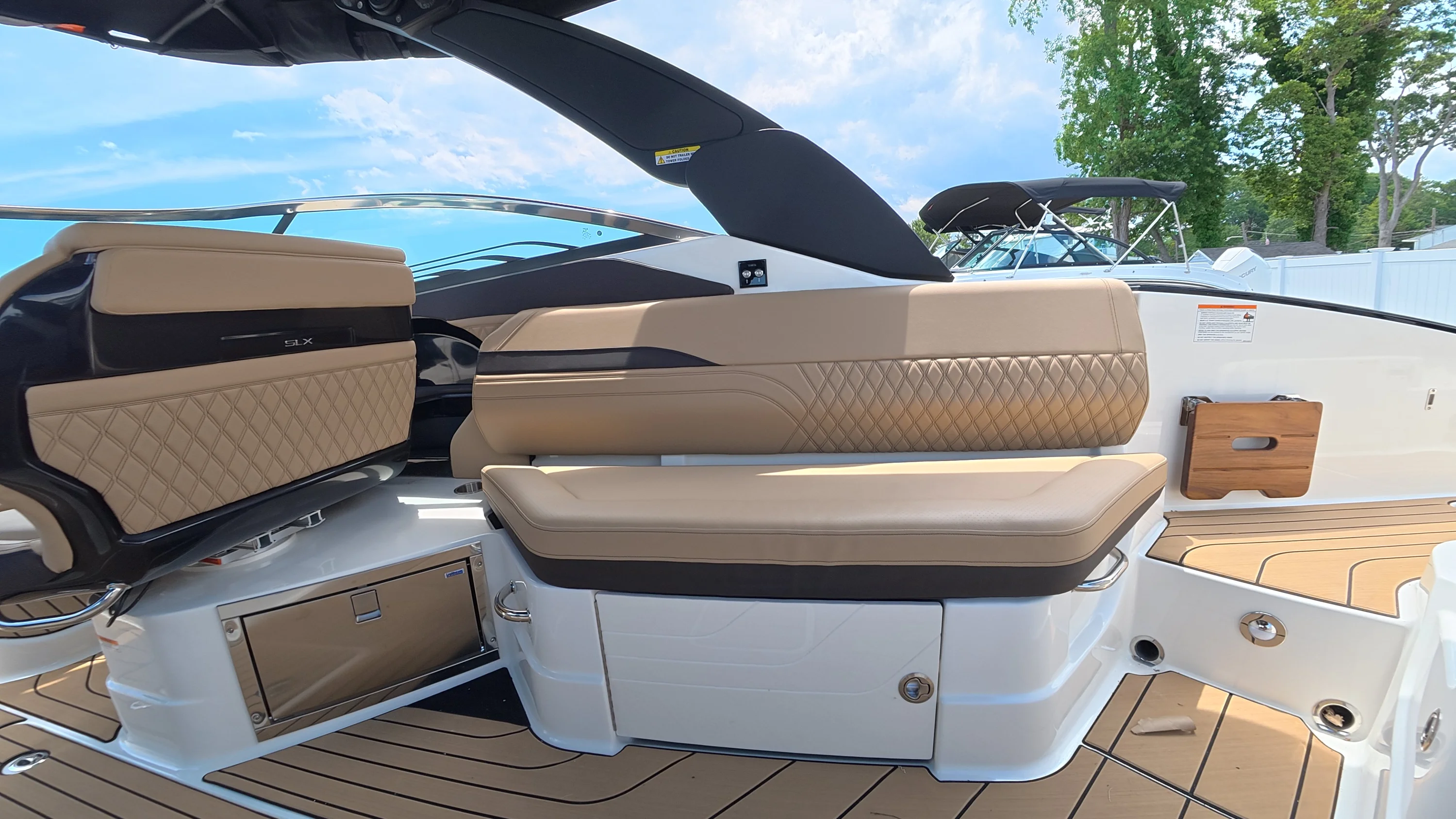 2026 Sea Ray SLX 280 Outboard Image Thumbnail #16