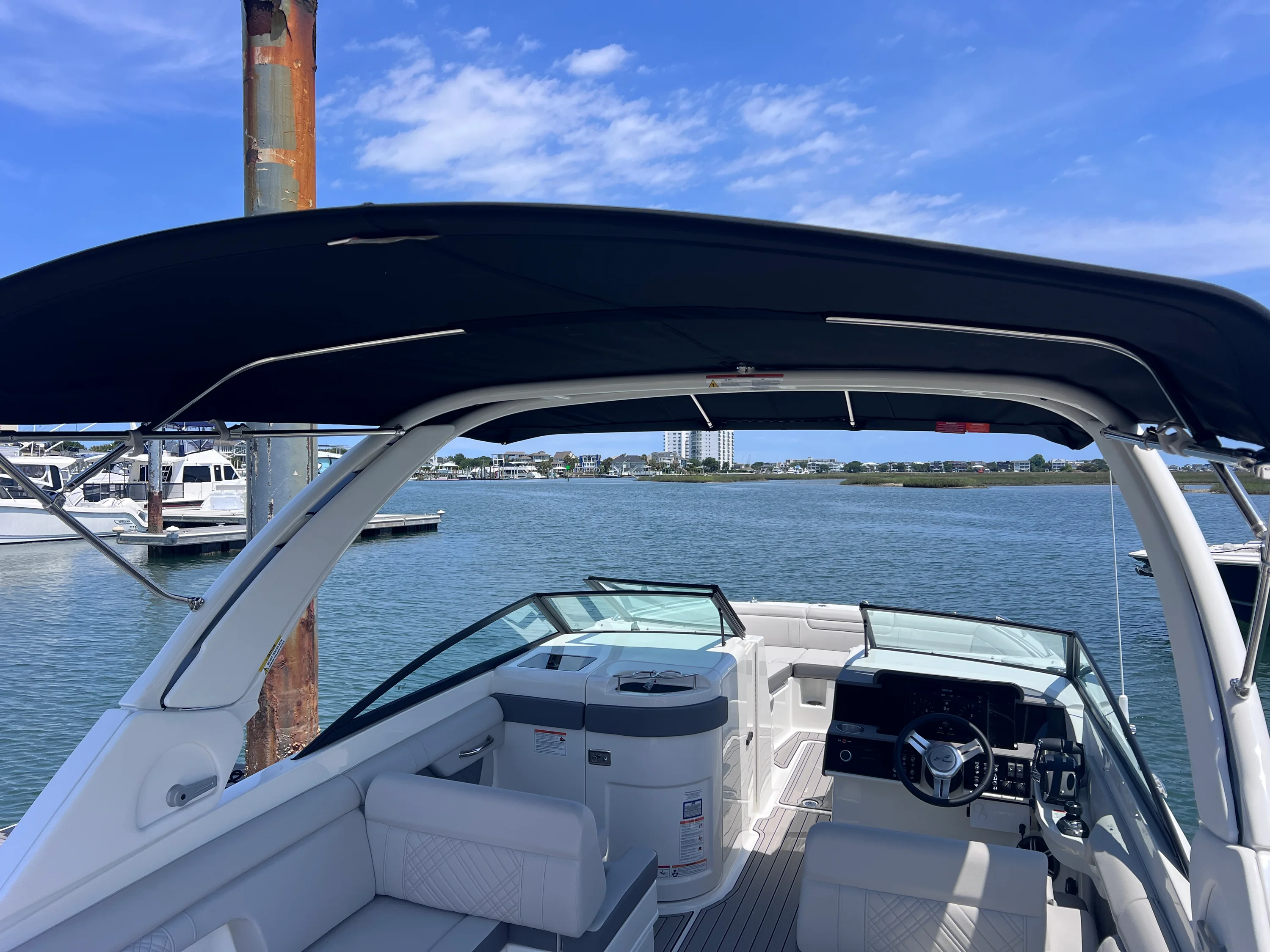 2026 Sea Ray SDX 290 Outboard Image Thumbnail #34