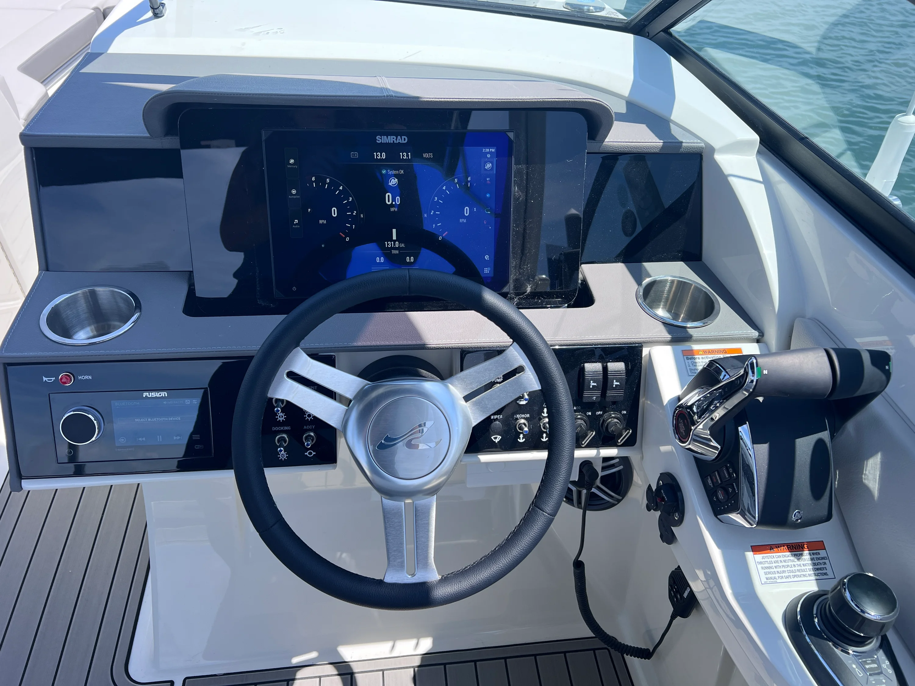 2026 Sea Ray SDX 290 Outboard Image Thumbnail #24