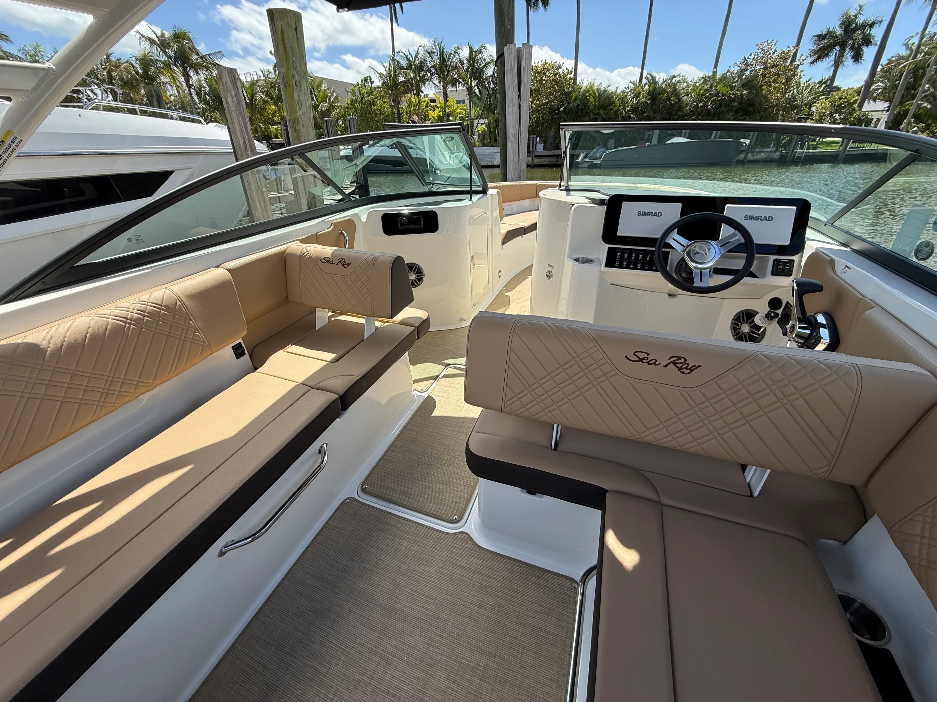 2026 Sea Ray SDX 250 Outboard Image Thumbnail #11