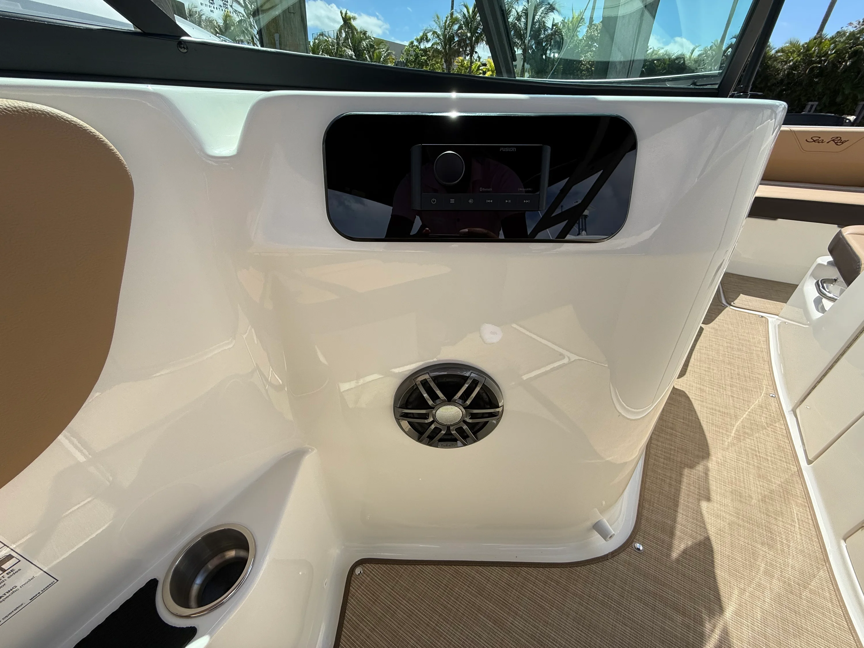 2026 Sea Ray SDX 250 Outboard Image Thumbnail #22