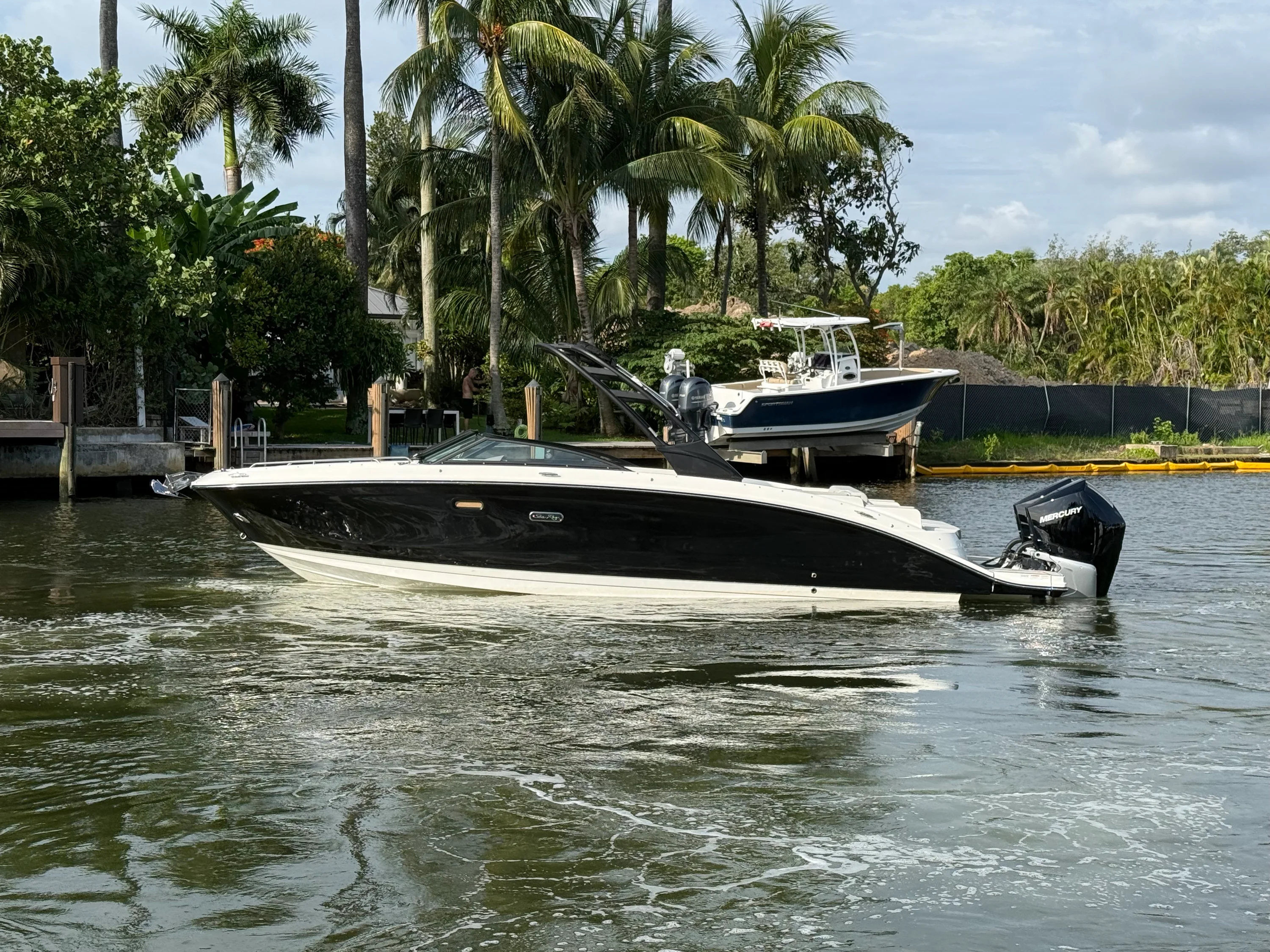 2026 Sea Ray SLX 280 Outboard Image Thumbnail #18