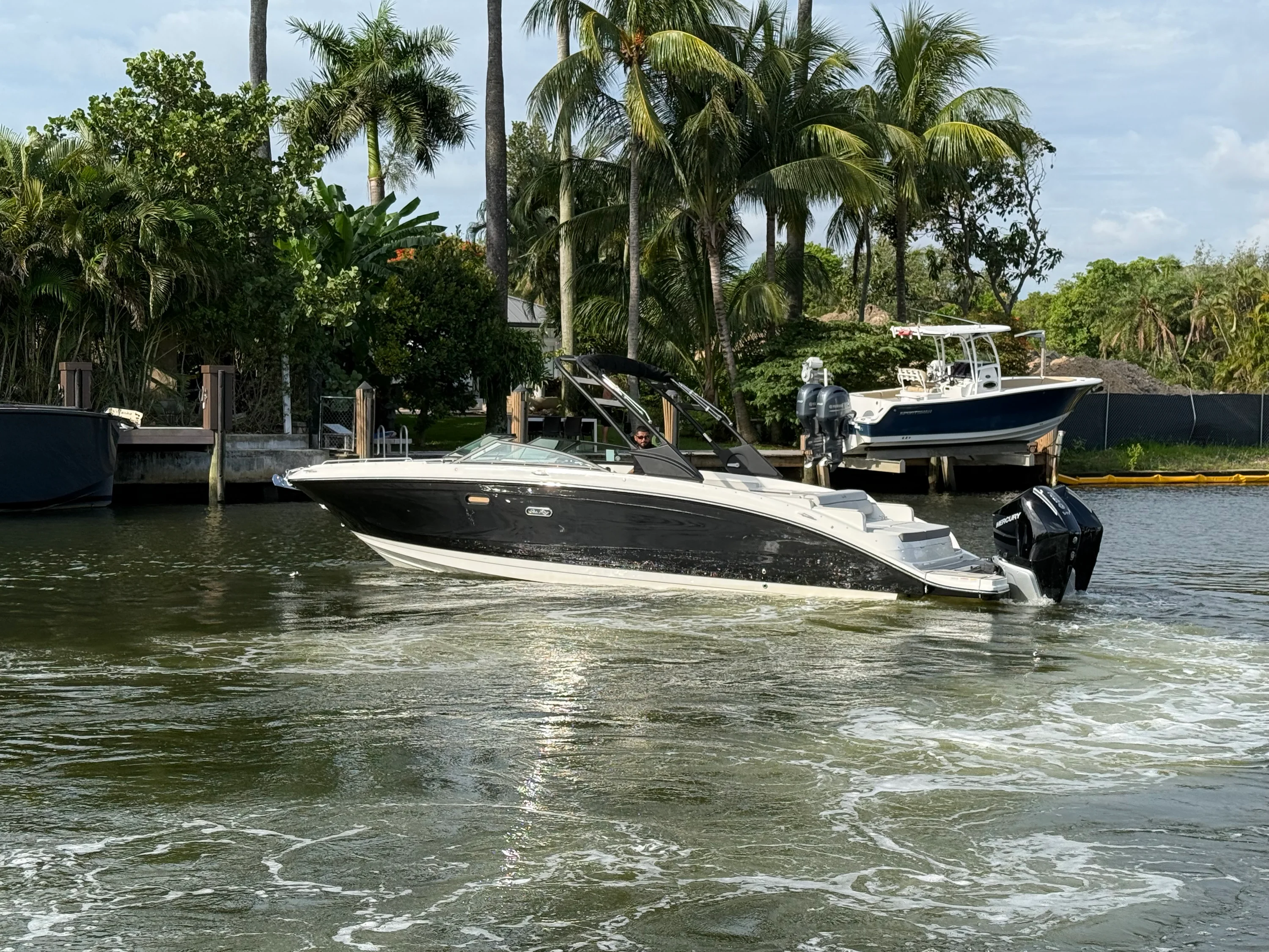 2026 Sea Ray SLX 280 Outboard Image Thumbnail #15