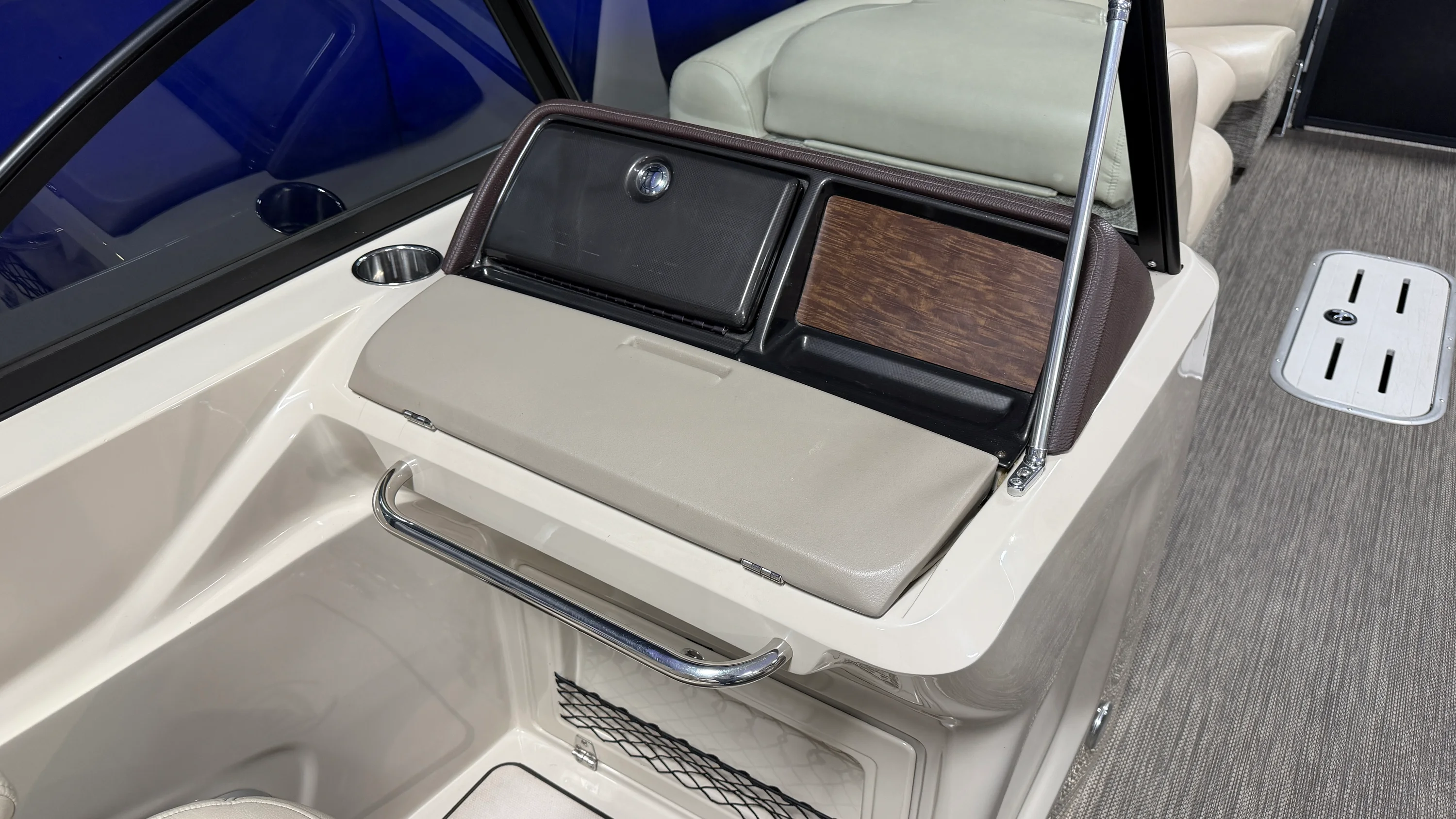 2017 Premier 270 S-SERIES Image Thumbnail #40