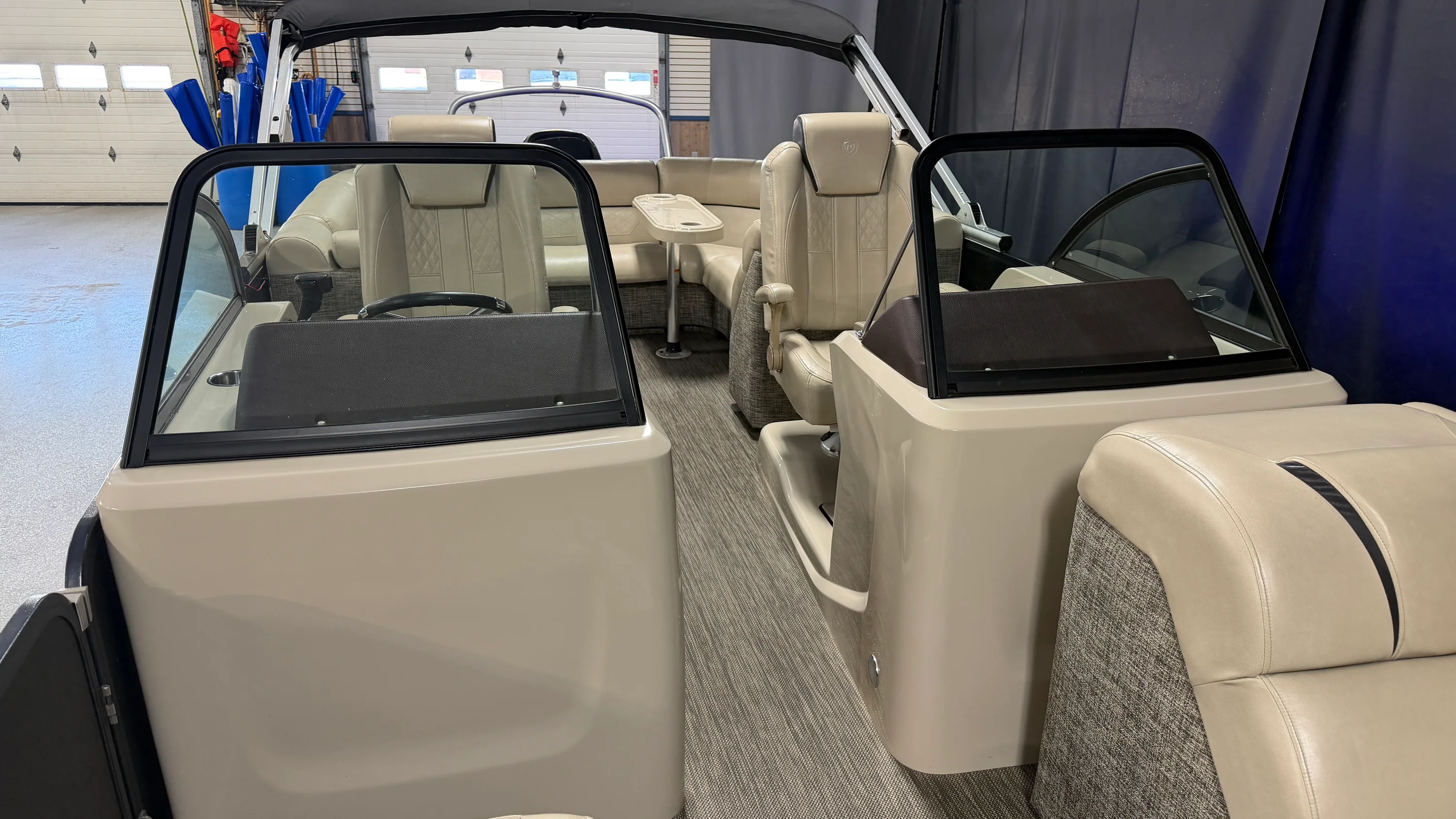 2017 Premier 270 S-SERIES Image Thumbnail #34