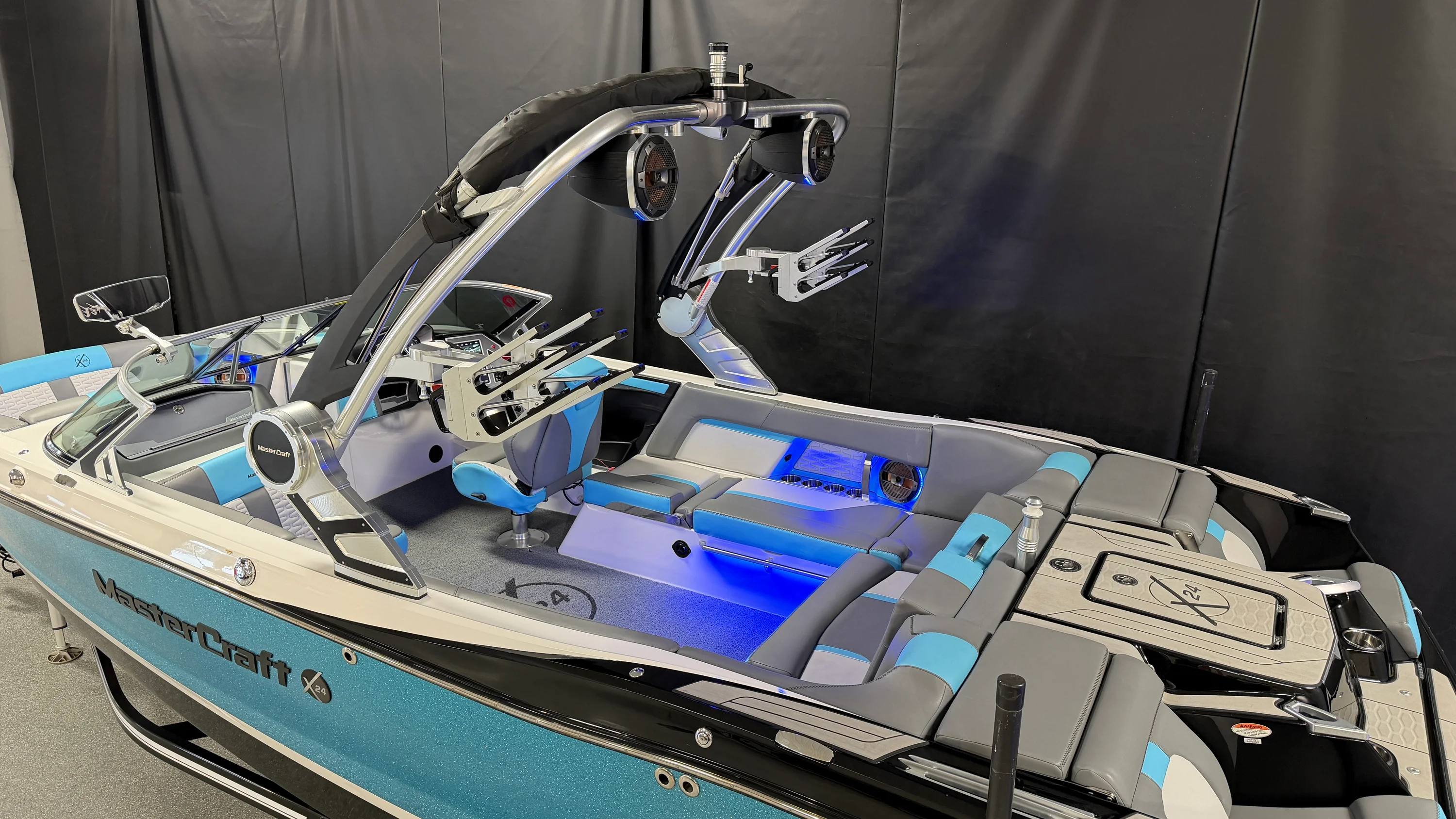 2019 Mastercraft X24 Image Thumbnail #7