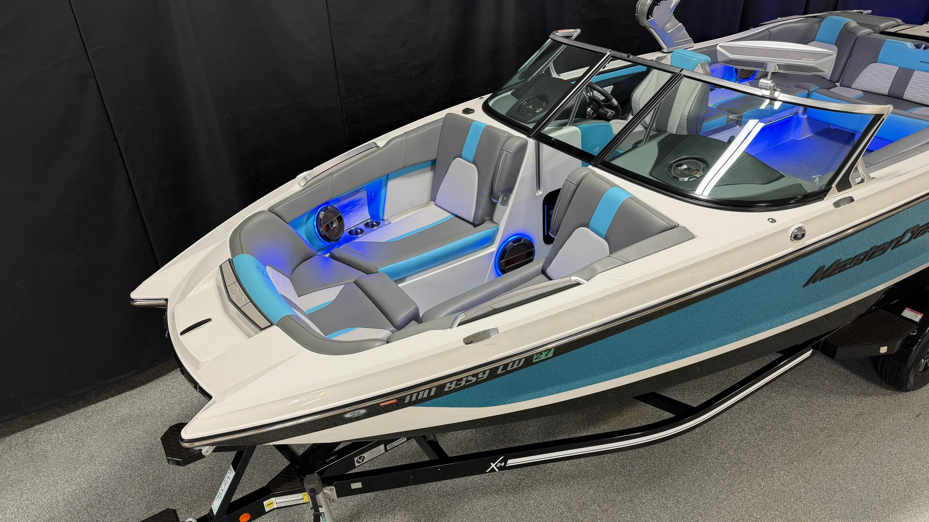 2019 Mastercraft X24 Image Thumbnail #5
