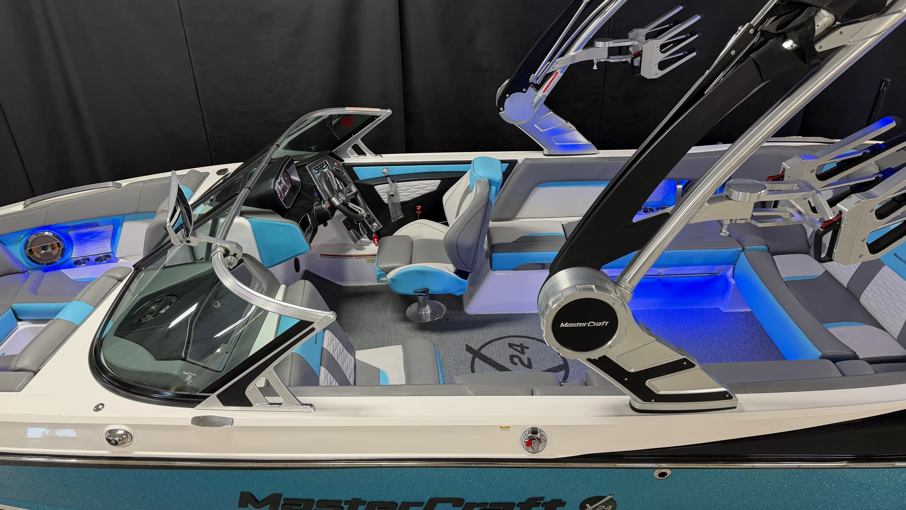 2019 Mastercraft X24 Image Thumbnail #6