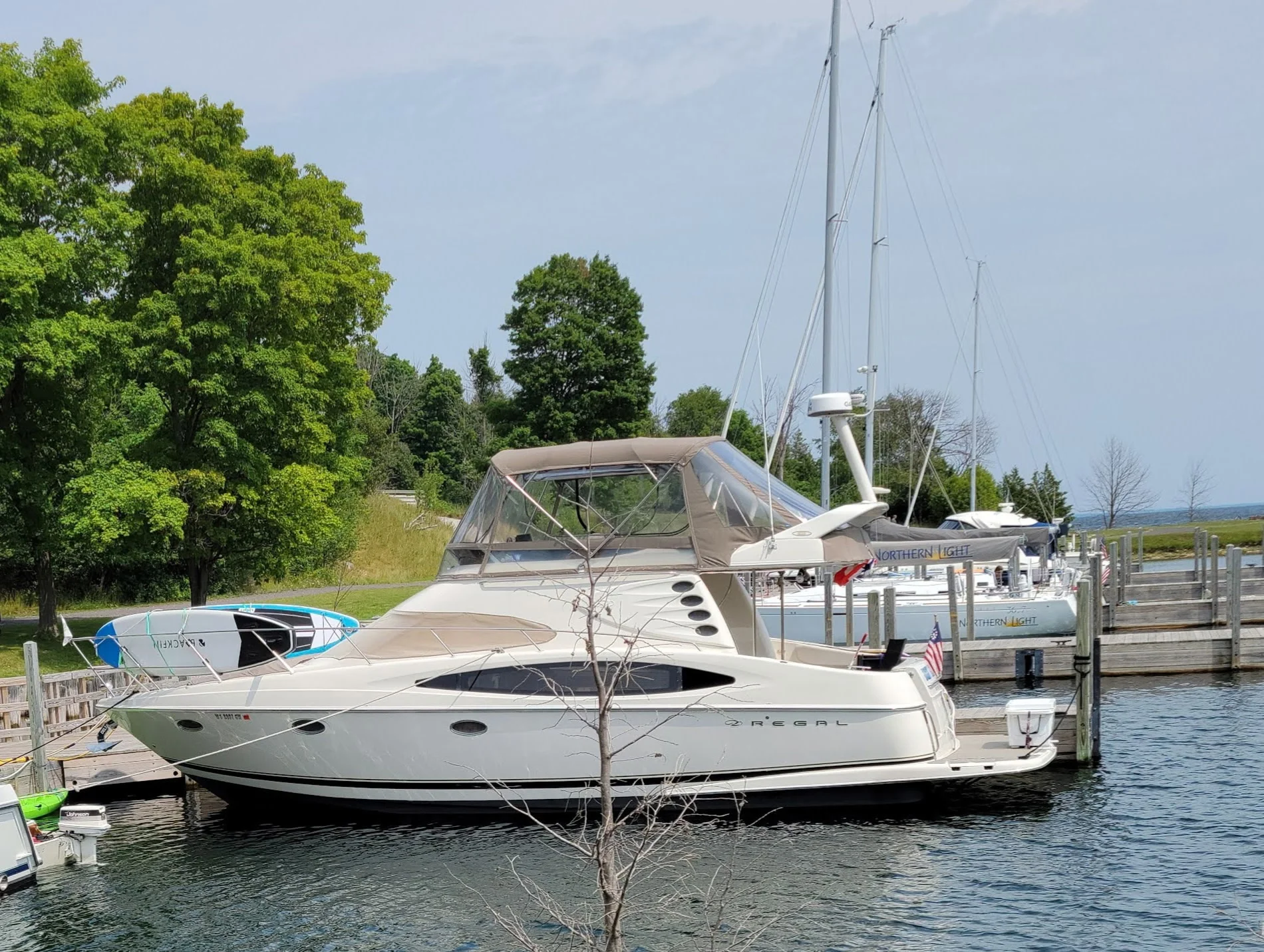 2001 Regal 3780 Image Thumbnail #2