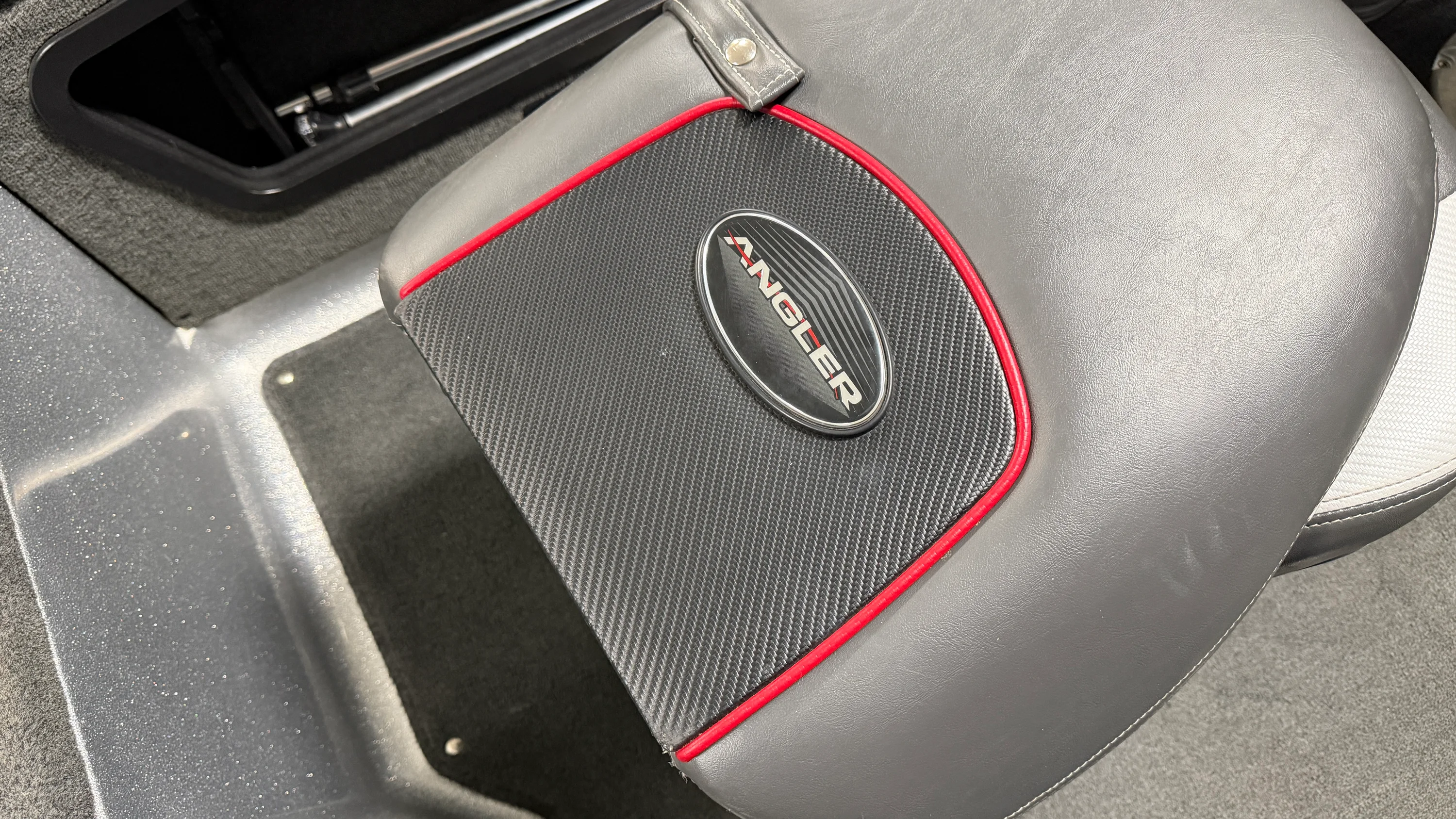 2016 Ranger 1880 LS Image Thumbnail #40