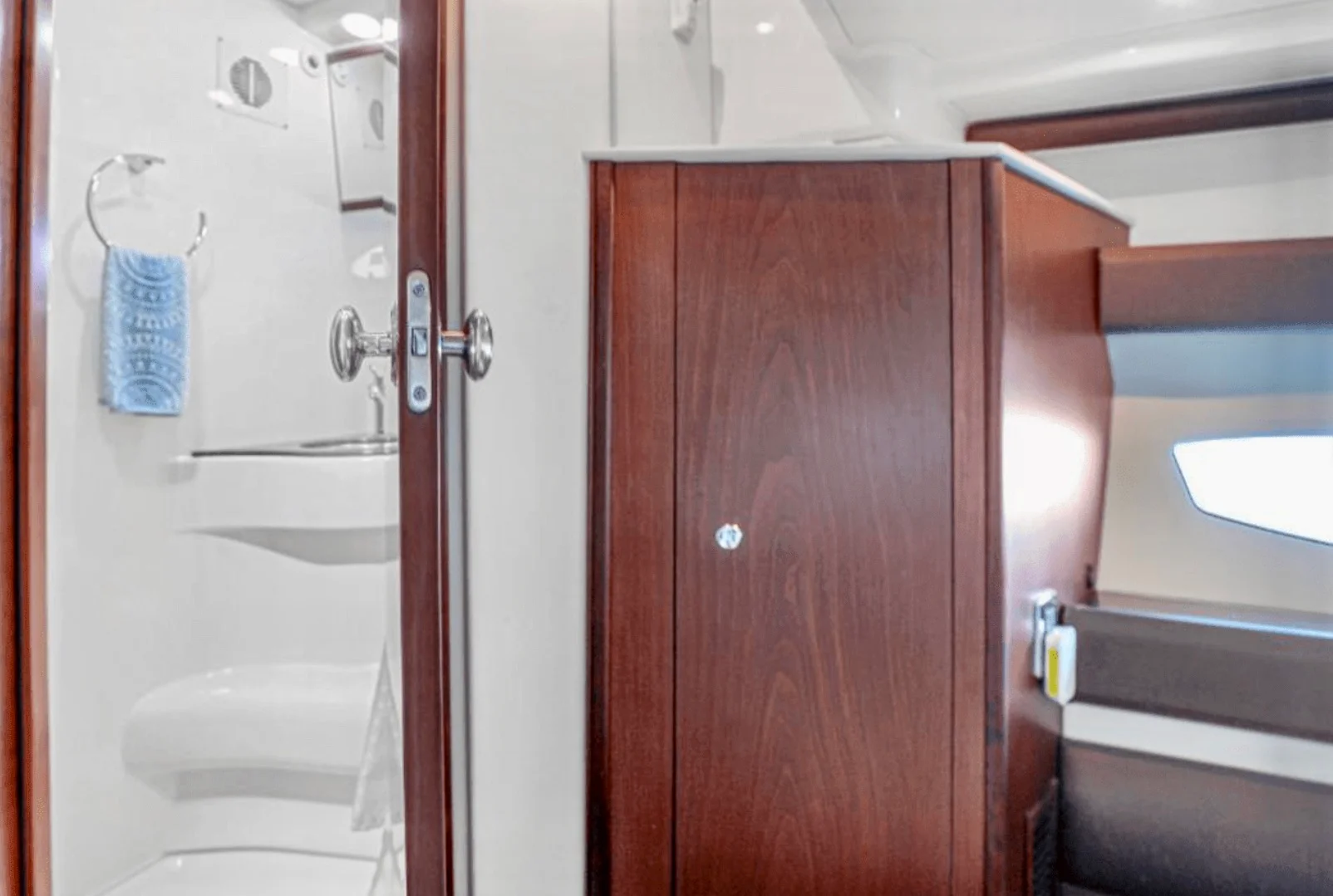 2013 Meridian 391 SB Image Thumbnail #35