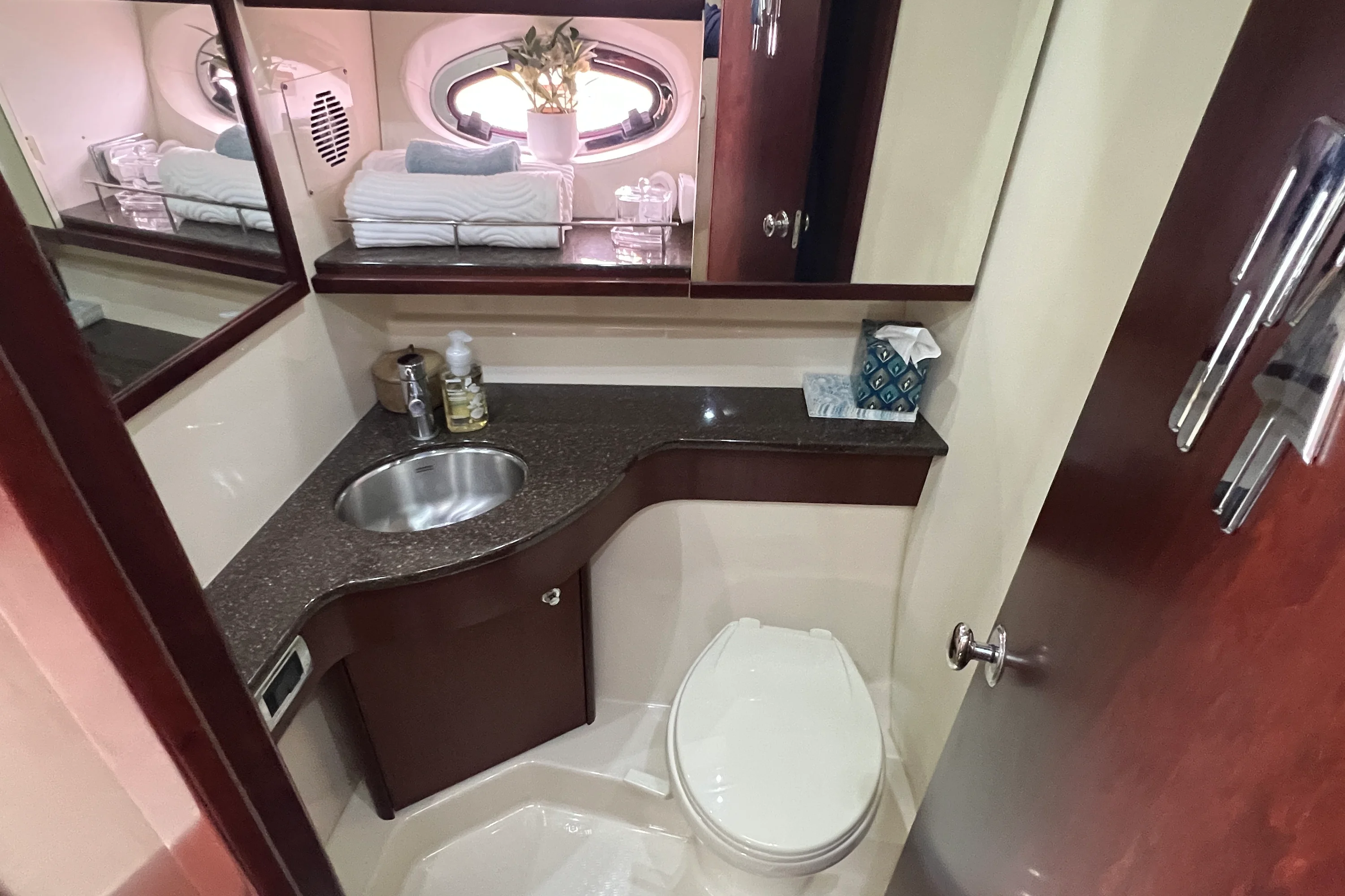 2013 Meridian 391 SB Image Thumbnail #23