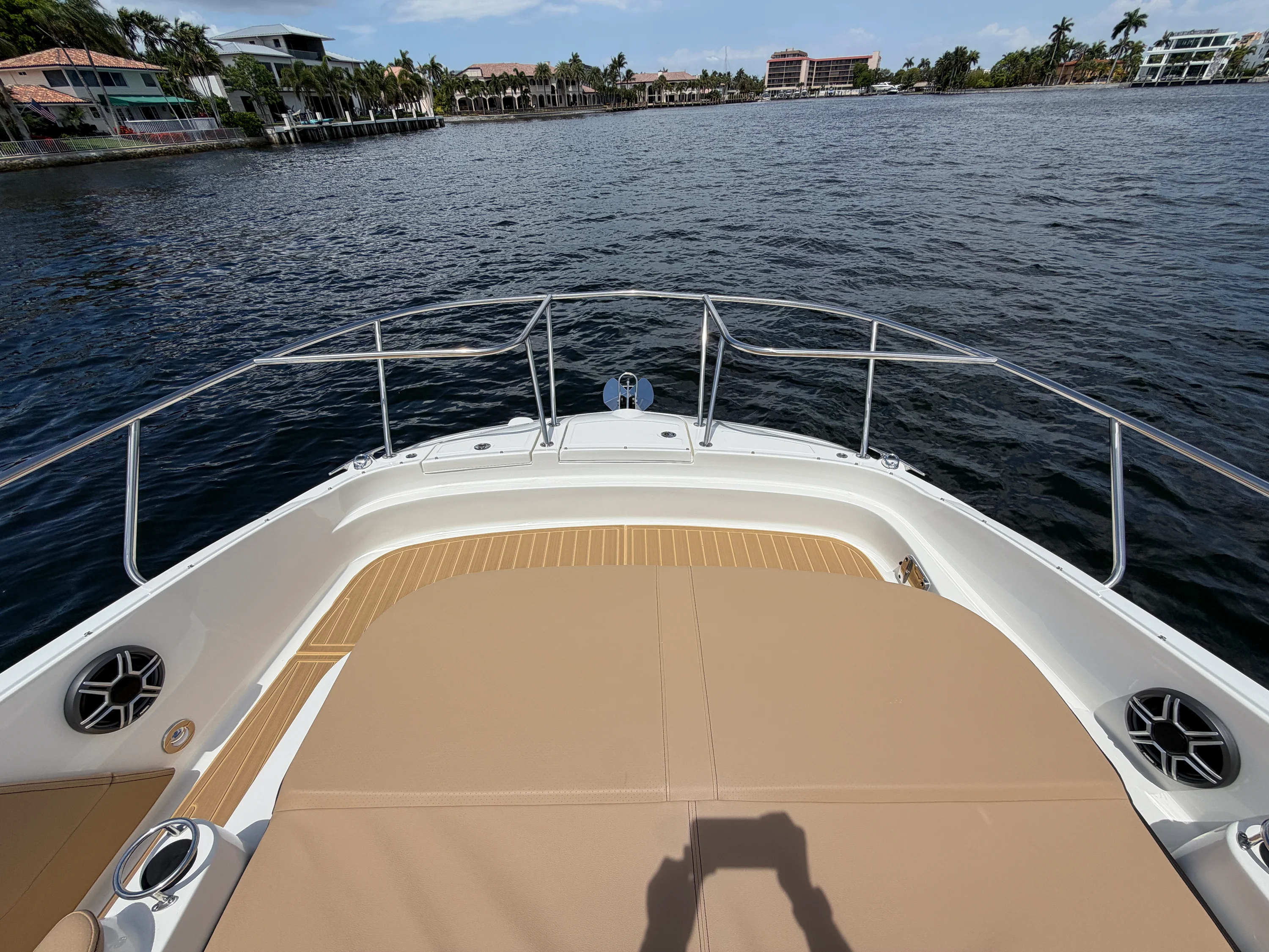 2026 Sea Ray Sundancer 320 Outboard Image Thumbnail #50