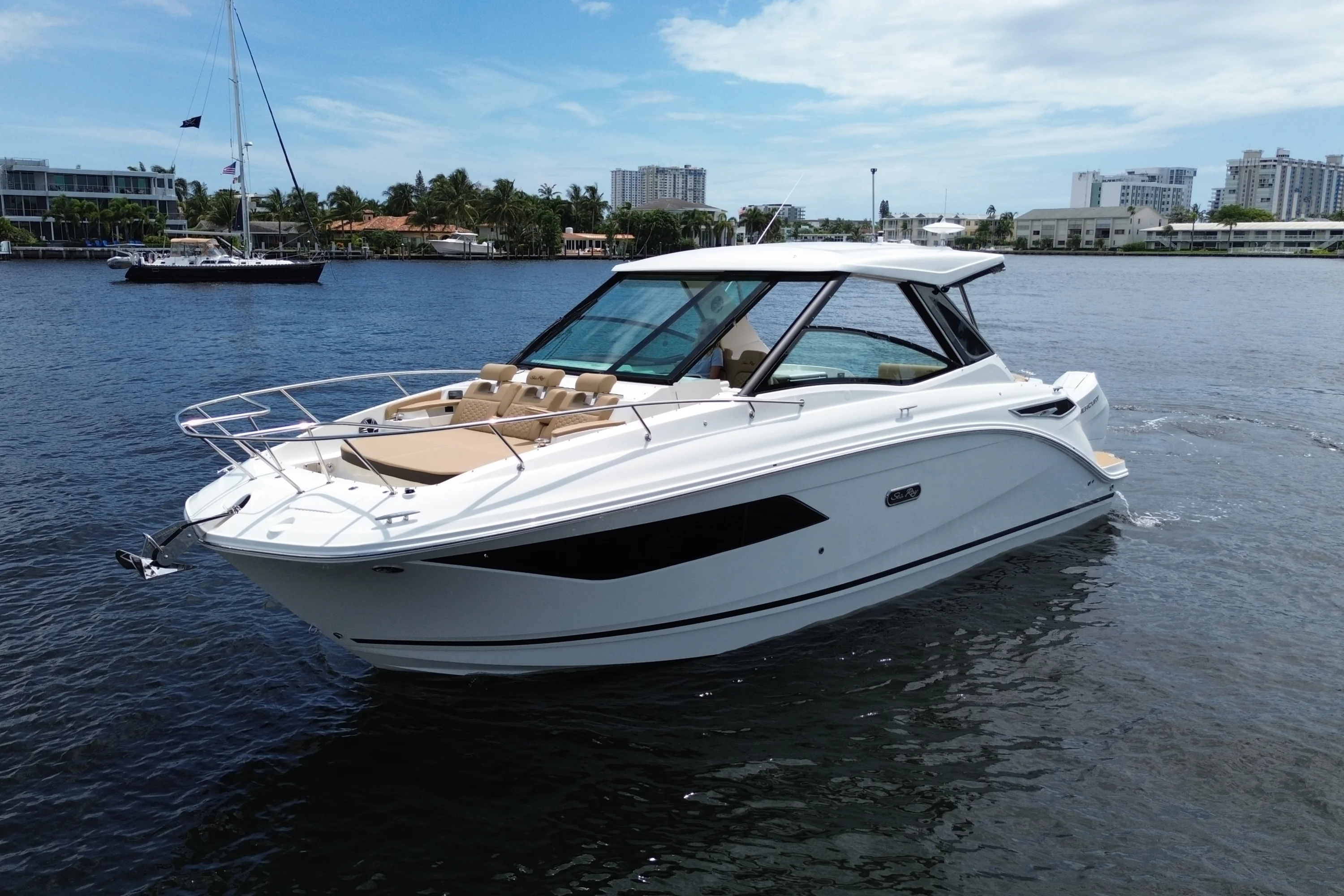 2026 Sea Ray Sundancer 320 Outboard Image Thumbnail #11