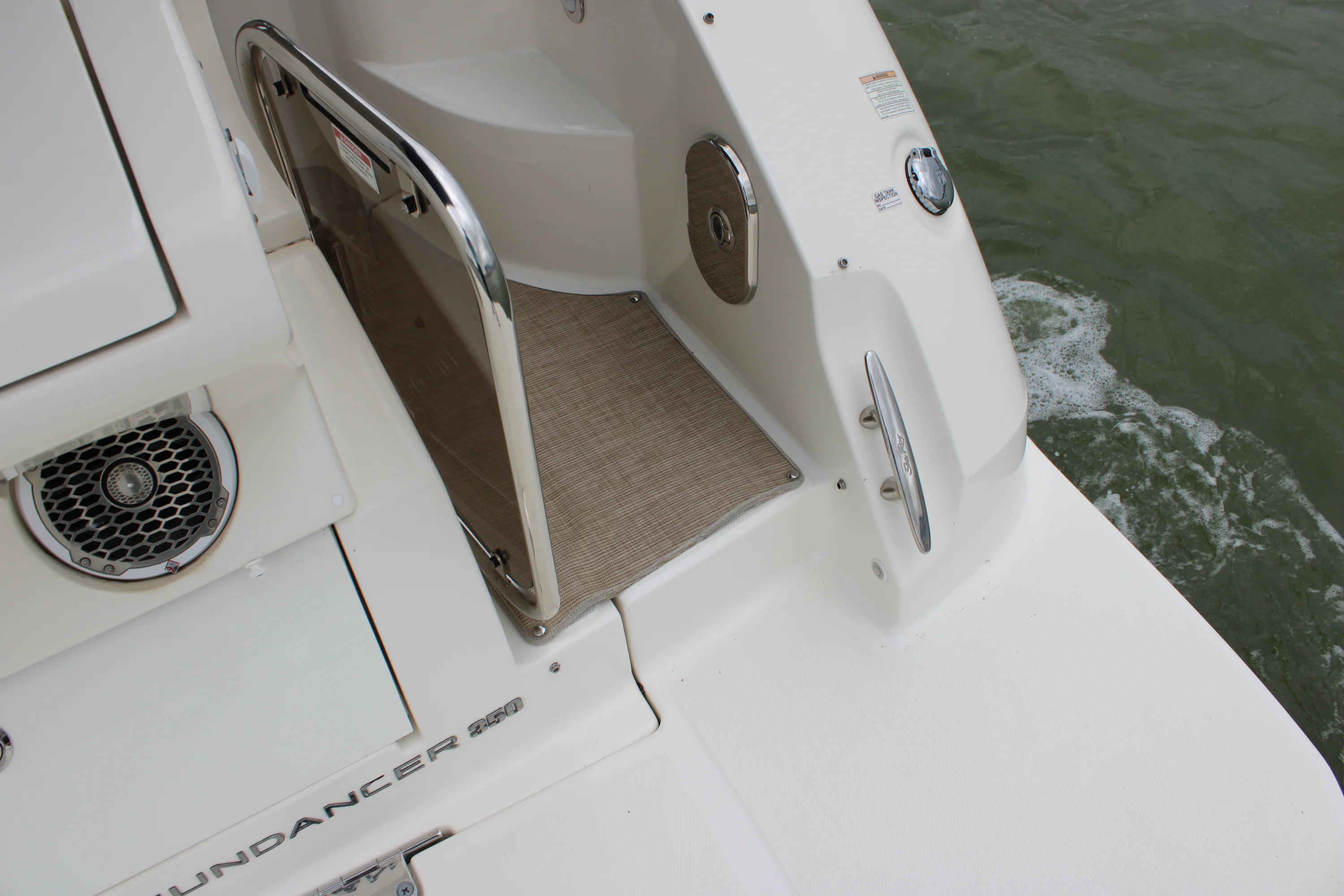 2018 Sea Ray 350 Image Thumbnail #42