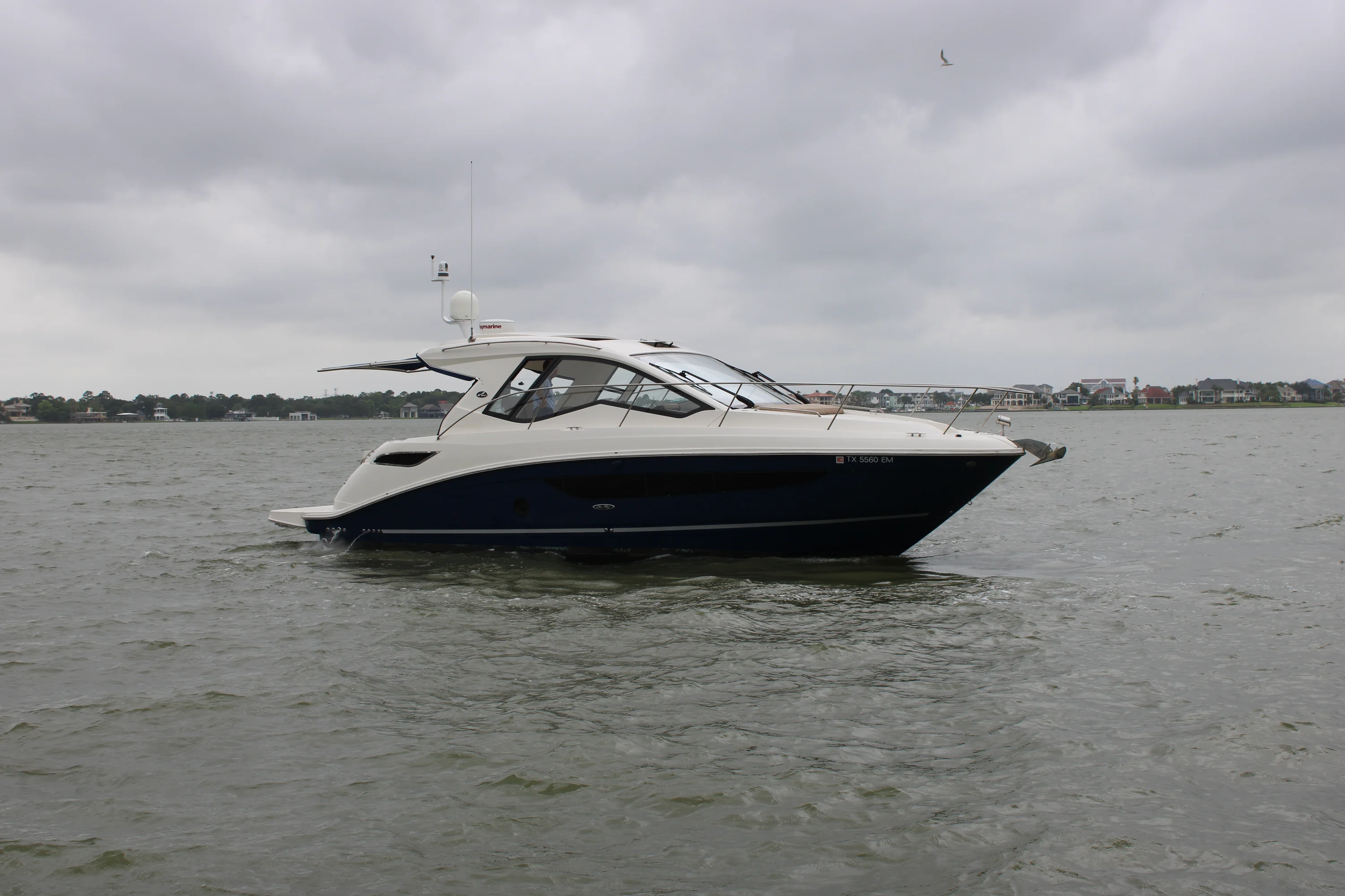 2018 Sea Ray 350 Image Thumbnail #5