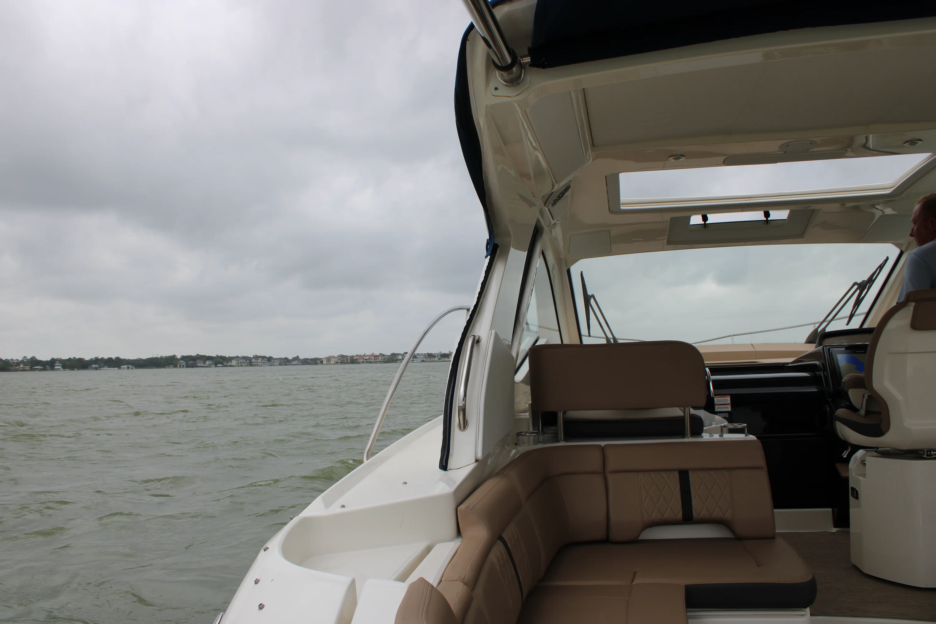 2018 Sea Ray 350 Image Thumbnail #39
