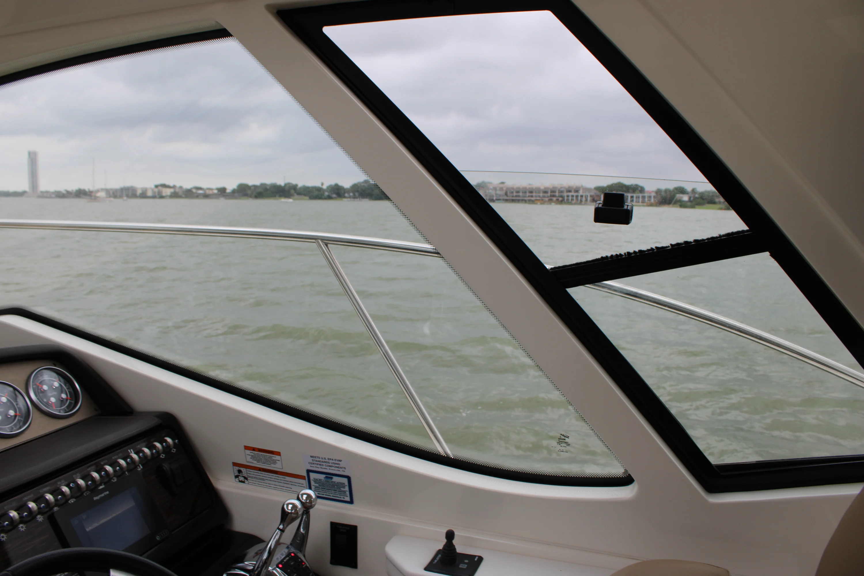 2018 Sea Ray 350 Image Thumbnail #54