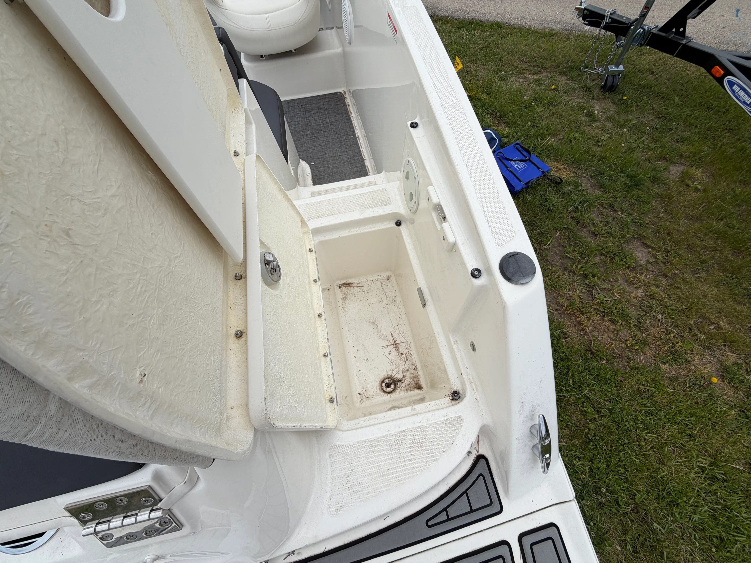 2019 Bayliner V45 Image Thumbnail #15