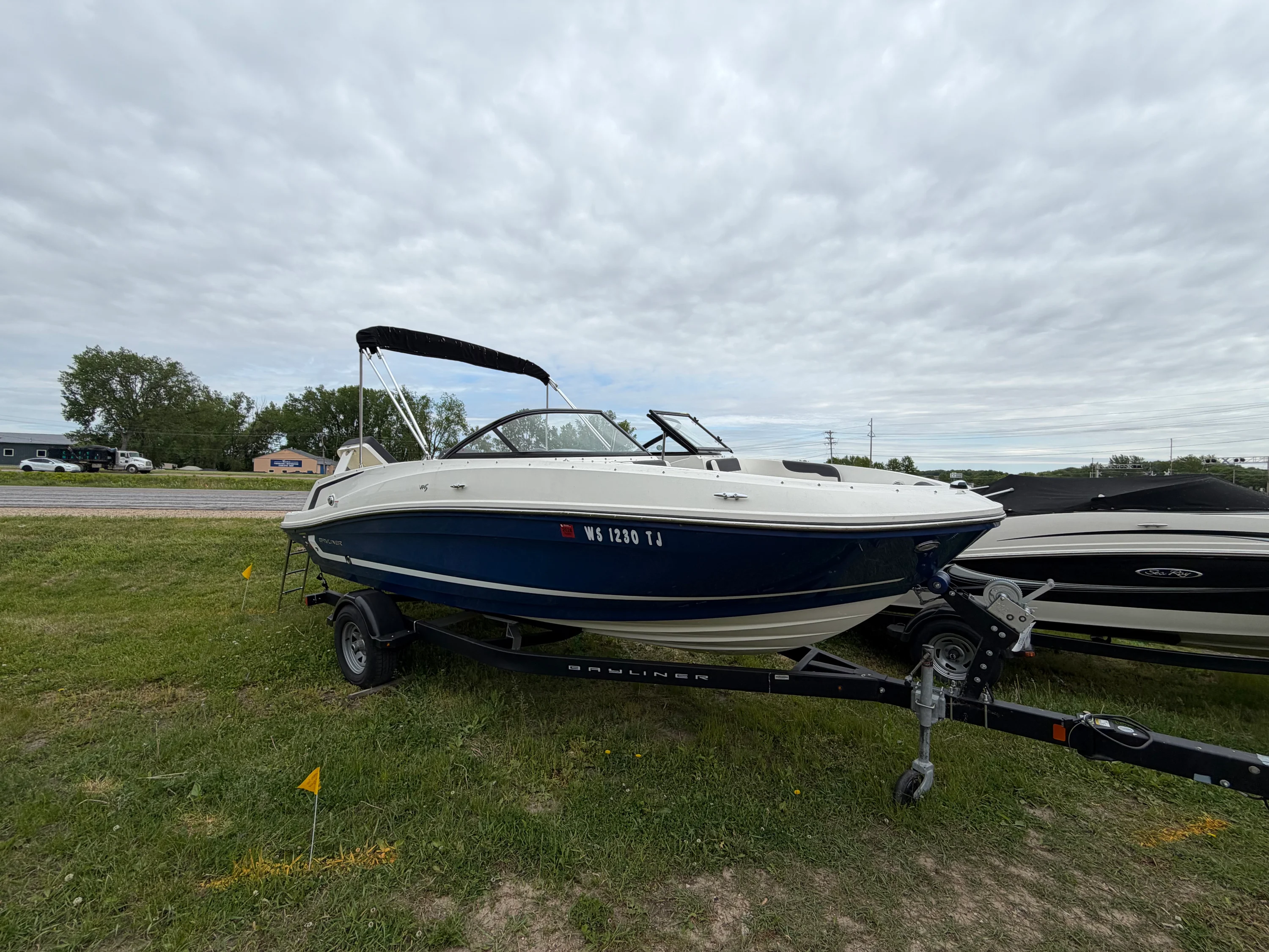 2019 Bayliner V45 Image Thumbnail #0