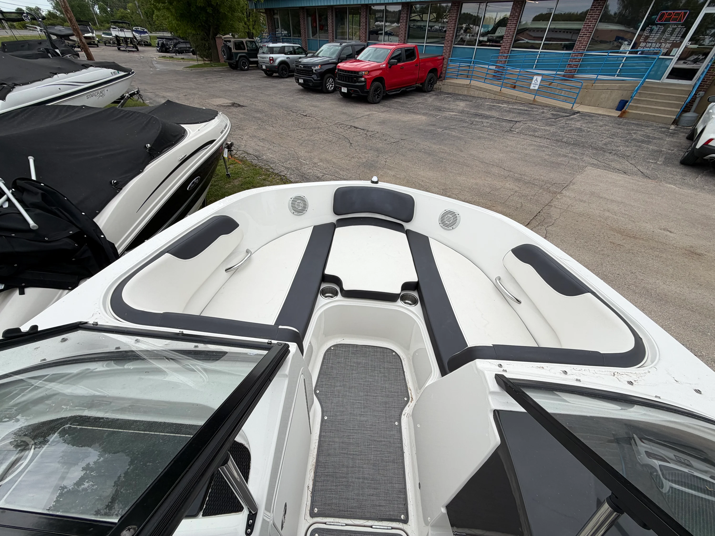 2019 Bayliner V45 Image Thumbnail #29