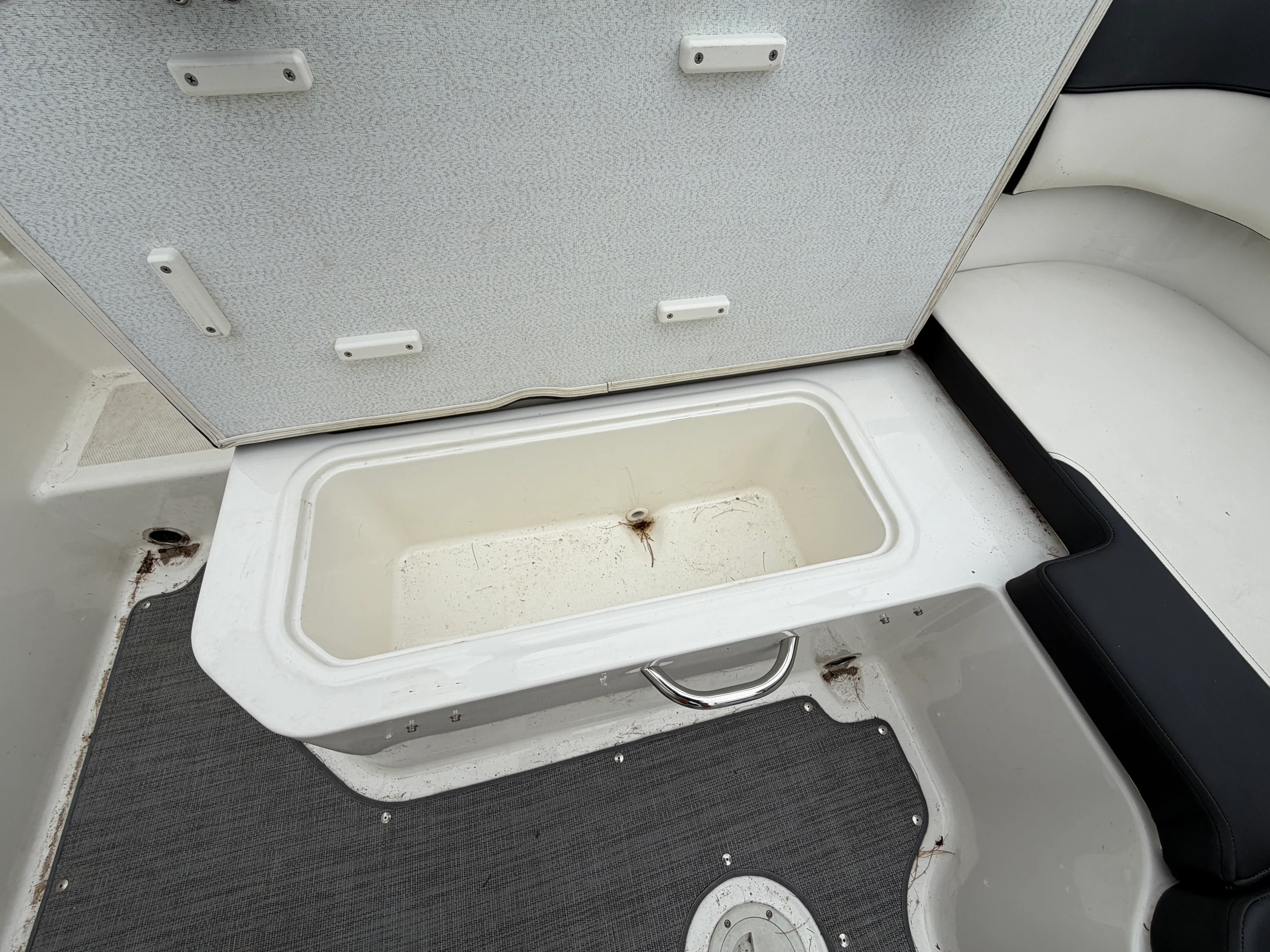 2019 Bayliner V45 Image Thumbnail #34