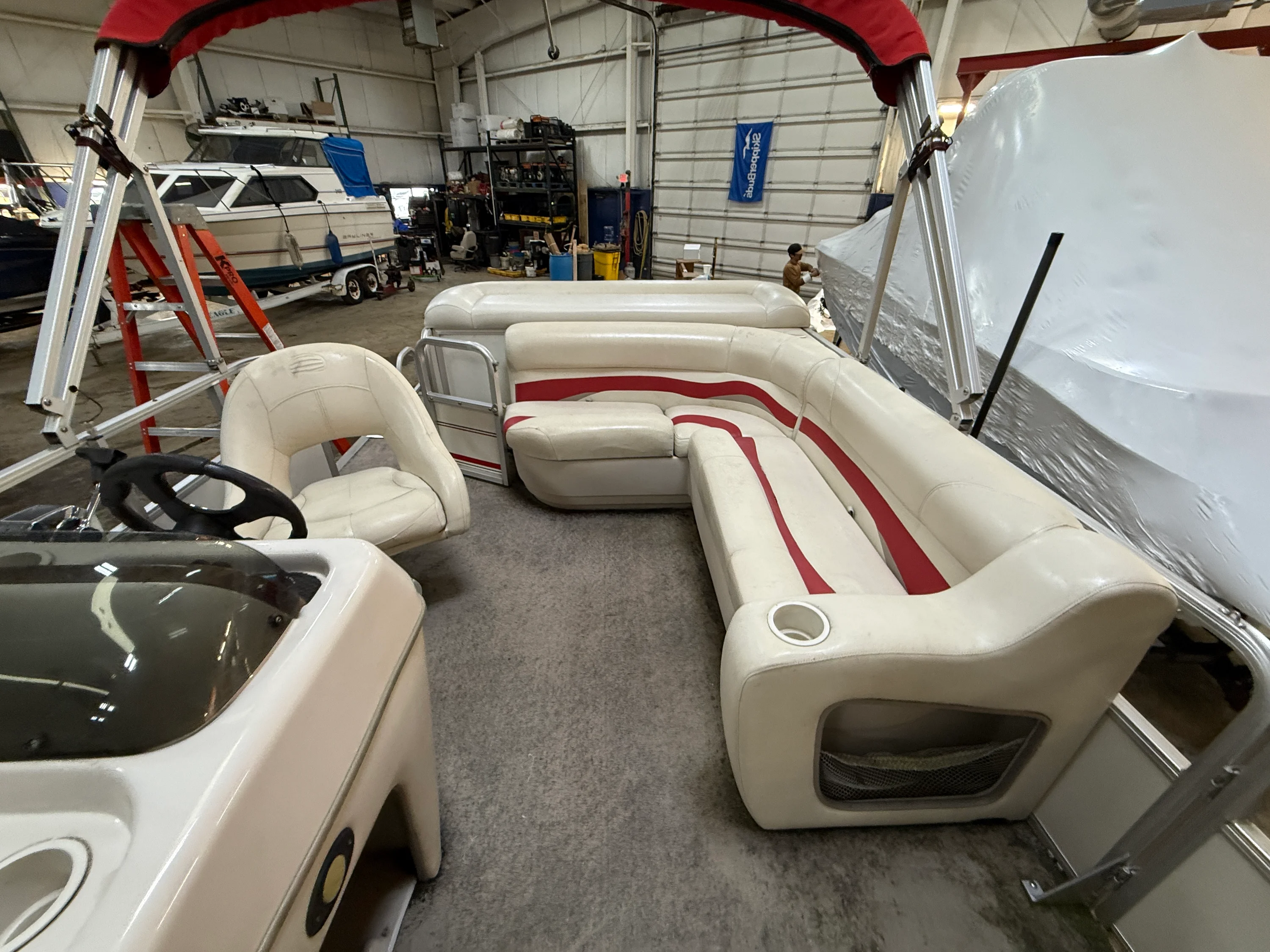 2009 Tracker FISHING DELUXE 20 Image Thumbnail #5